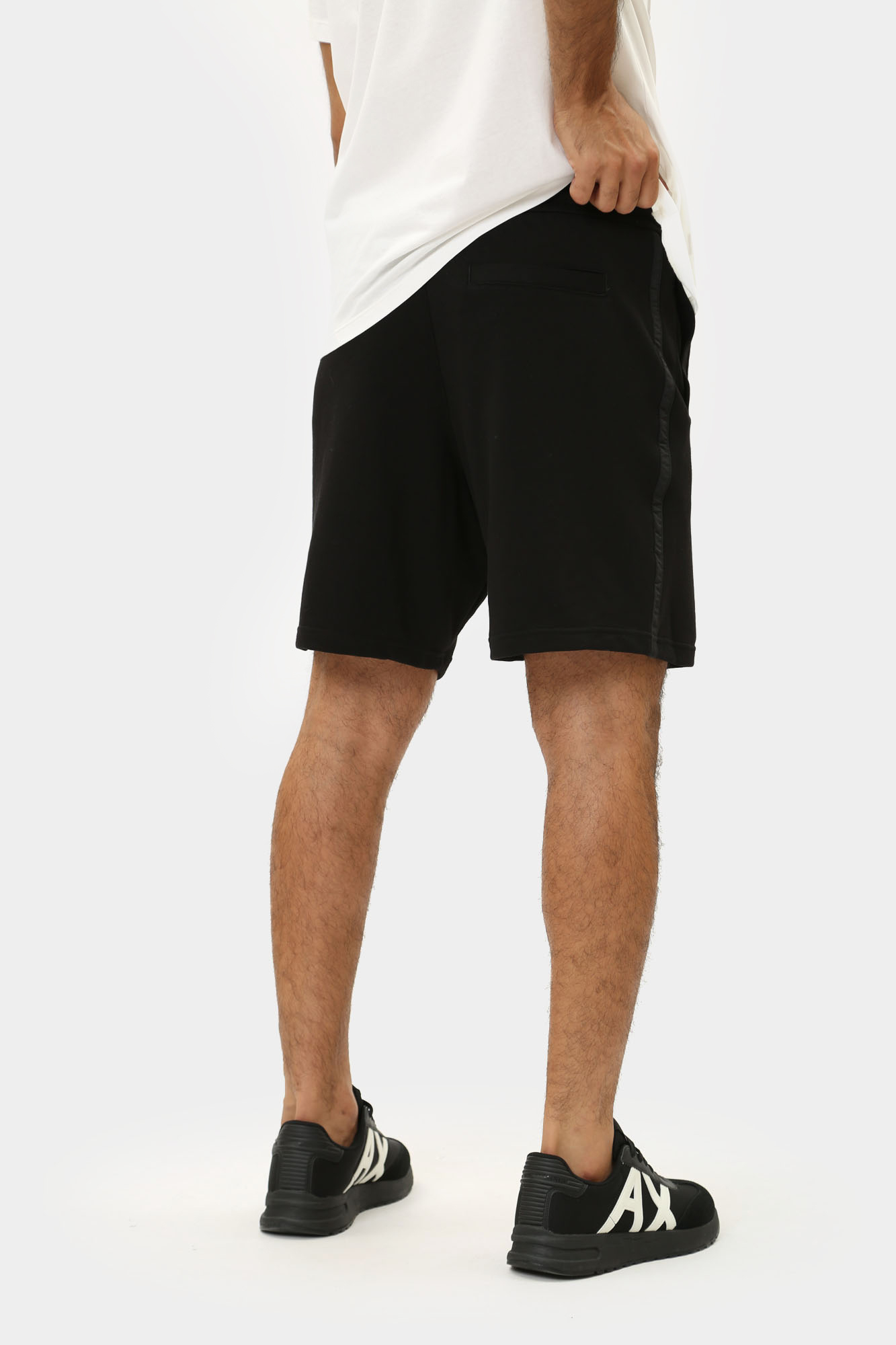 3DZSJA_ZJDPZ Шорты трикотажные Armani Exchange Черный