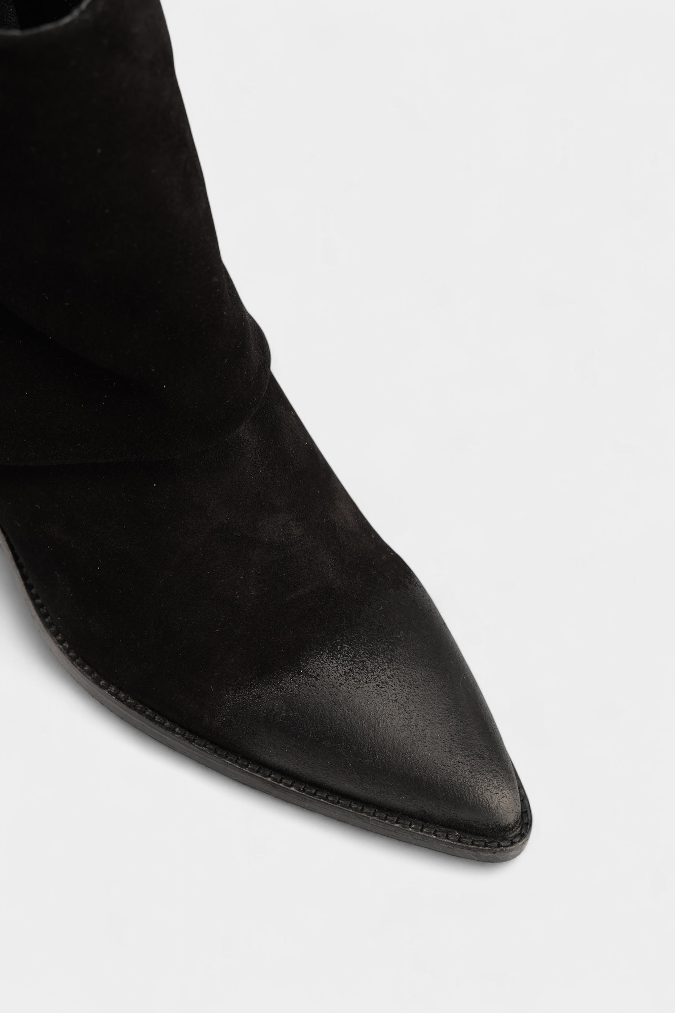 16-241K58 Казаки Marc Cony Черный