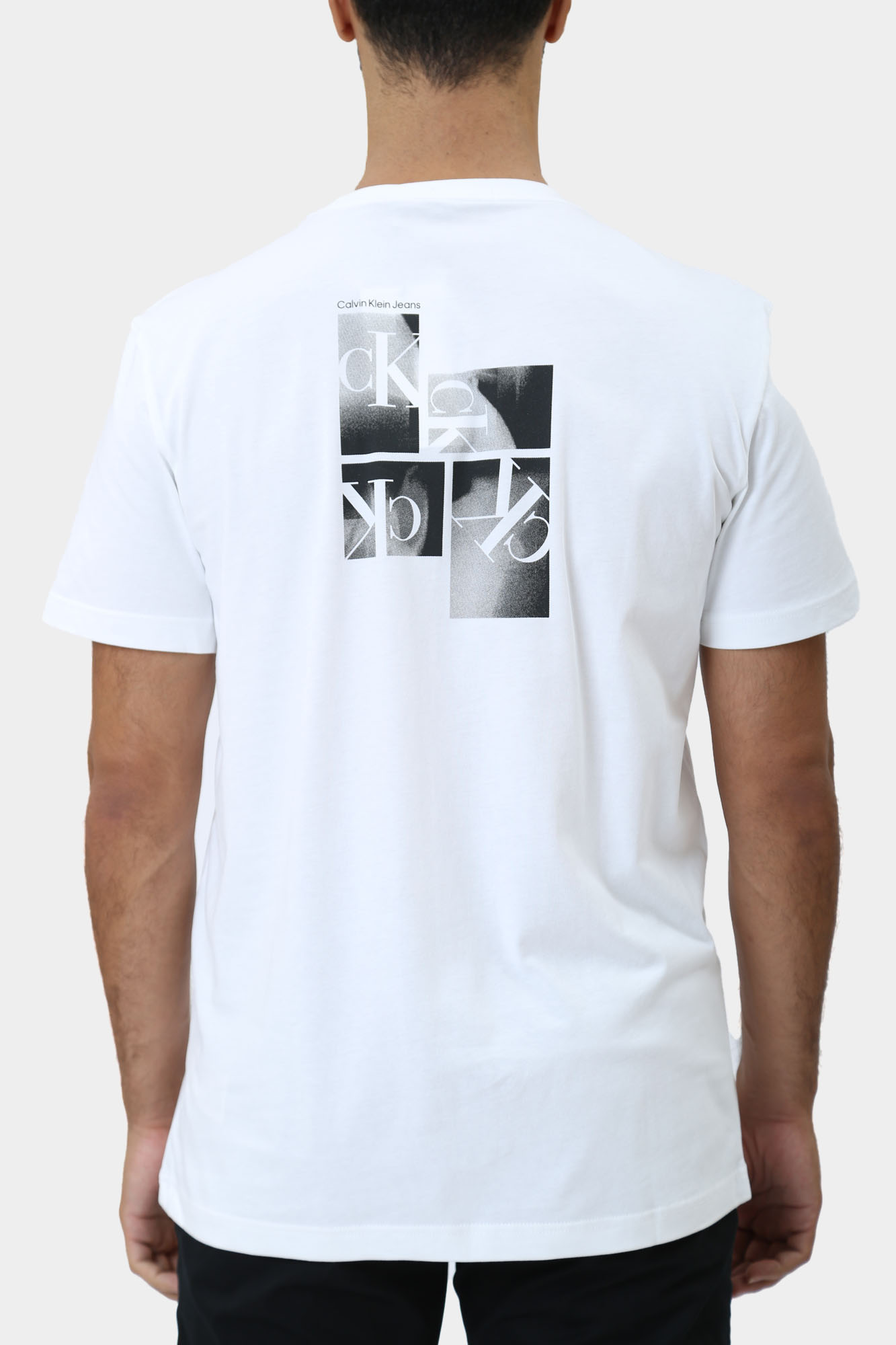 J30J325679 Футболка Calvin Klein Jeans Белый