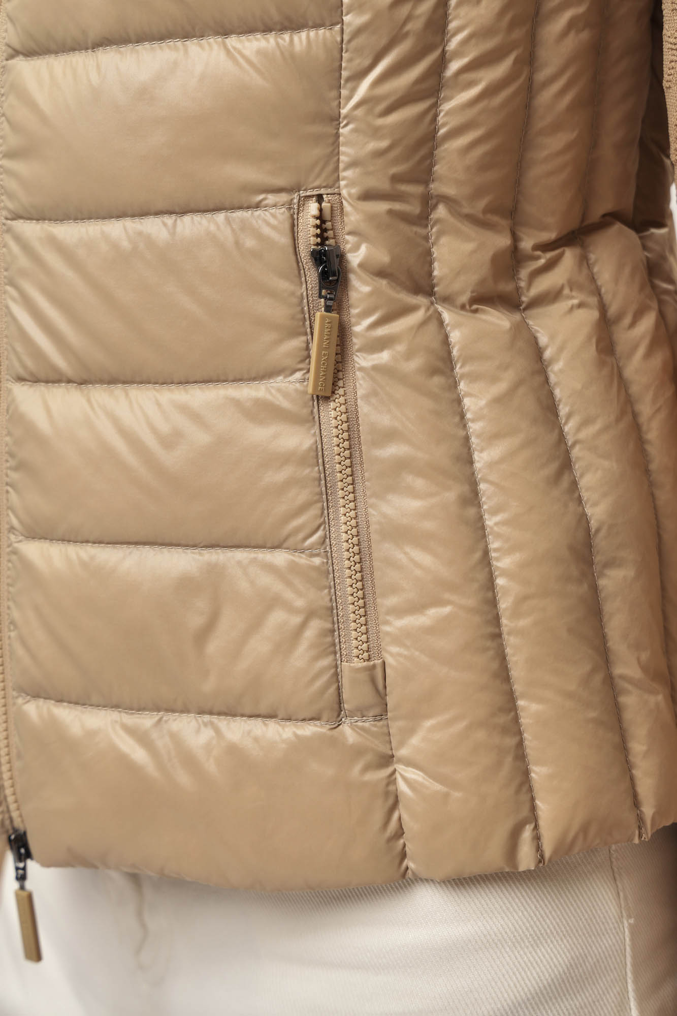 8NYQ01_YNM4Z жилет пуховый armani exchange 