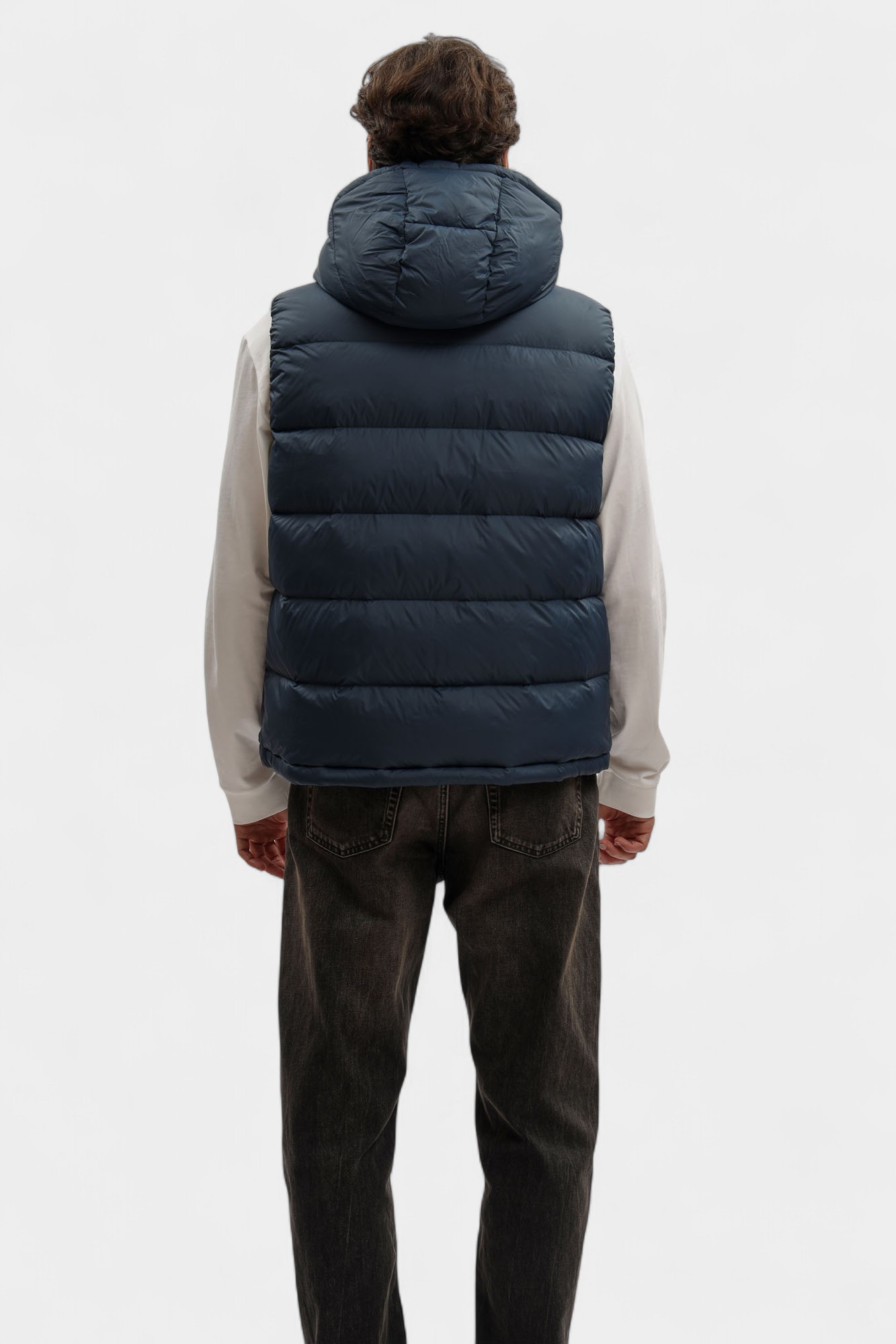 LV04RD531G Жилет Calvin Klein Jeans