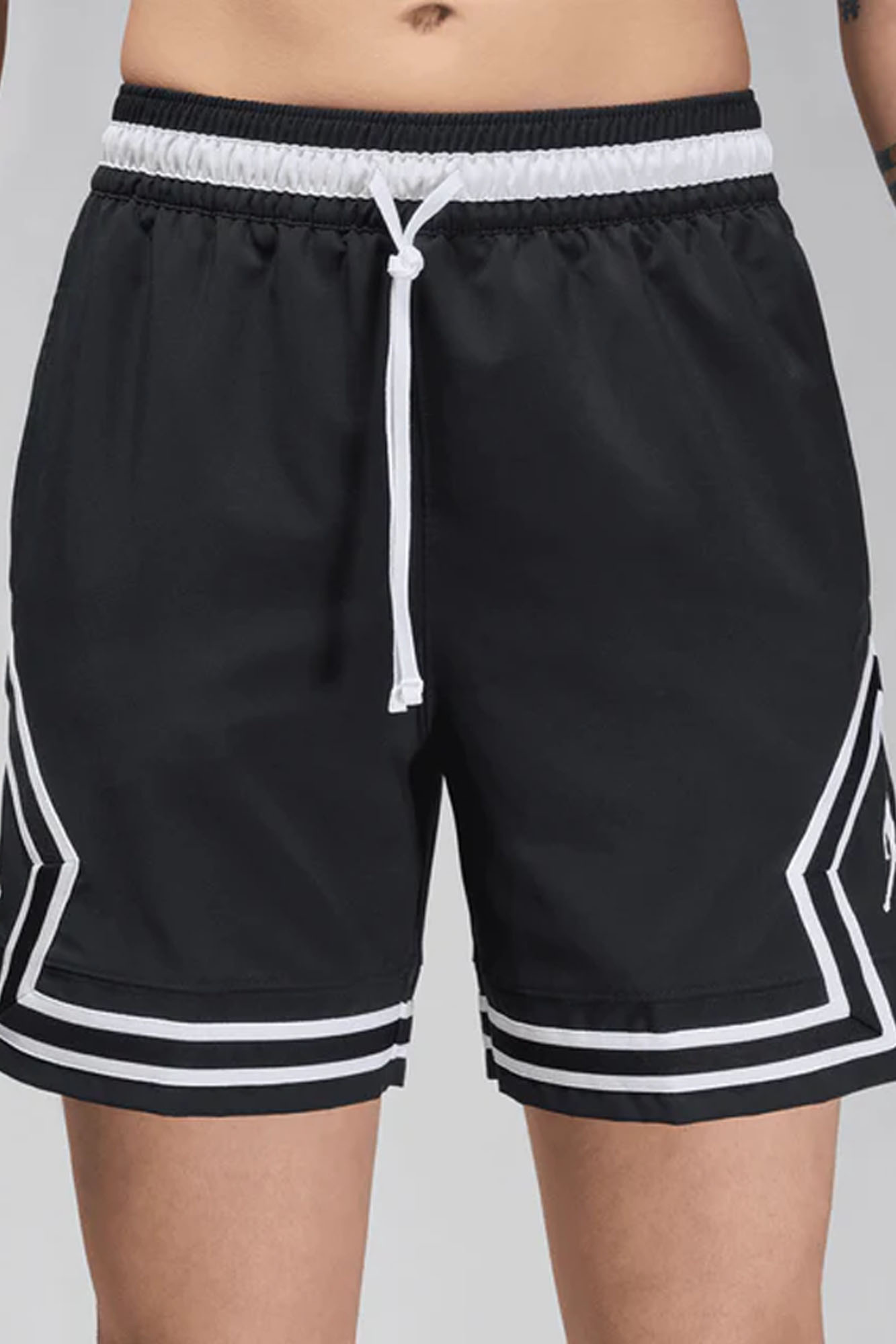 DX1487 Шорты Nike Черный