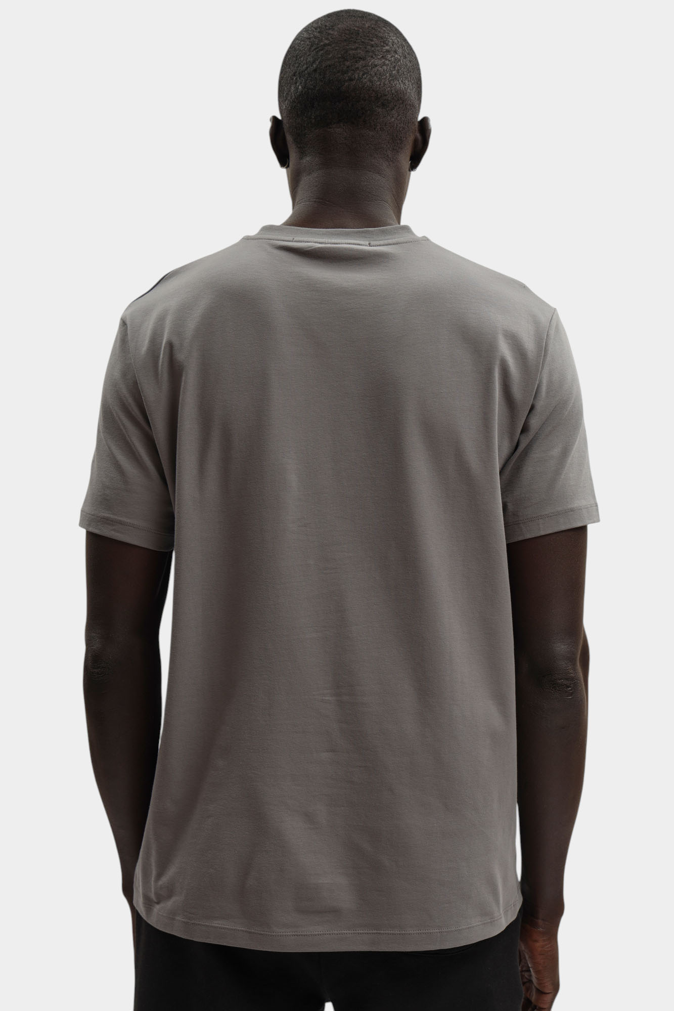 561235_755780 Футболка Karl Lagerfeld Серый