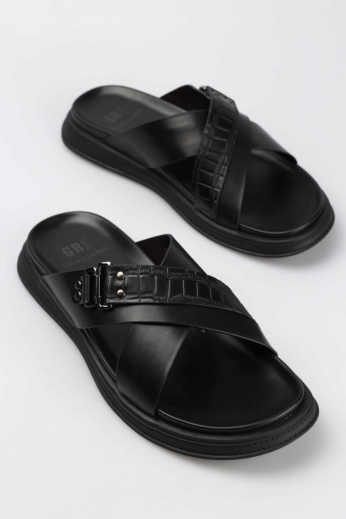 GAM-2770 Шлепки Graciana Черный