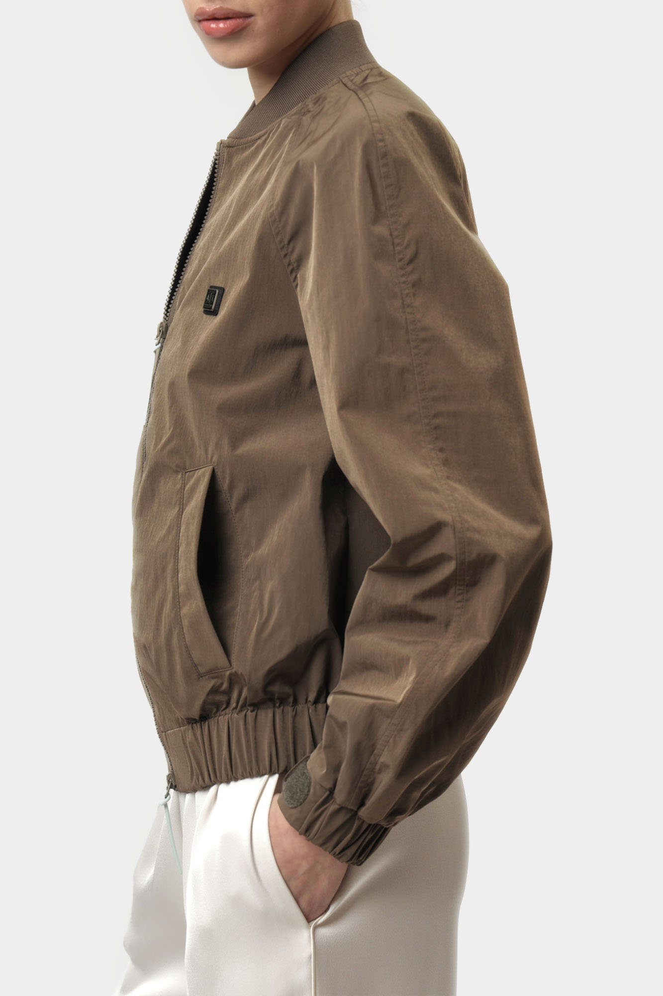 XW000217_AF10853 бомбер armani exchange 