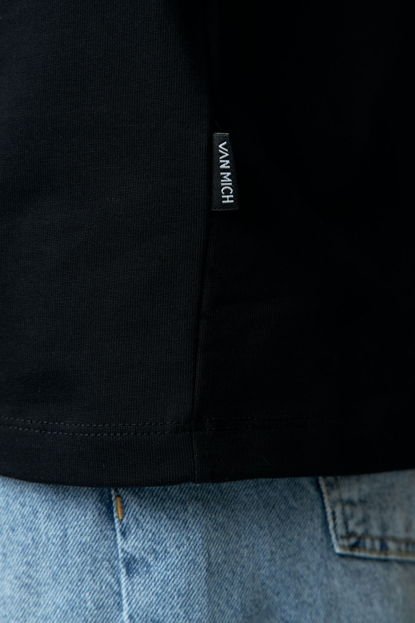 VM-ERK-22-424 Футболка Van Mich Черный