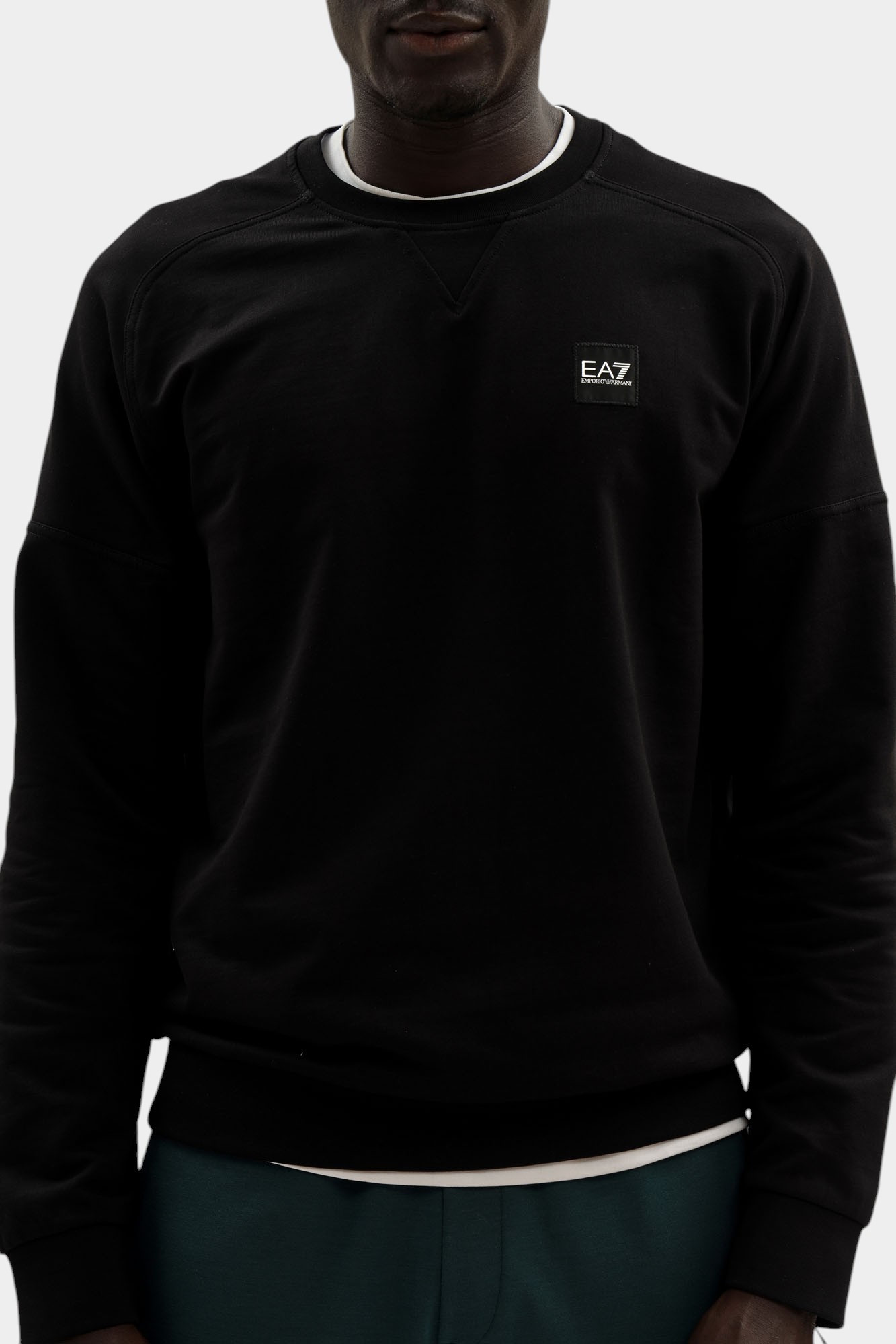 7M000902_AF13512 Свитшот EA7 Черный