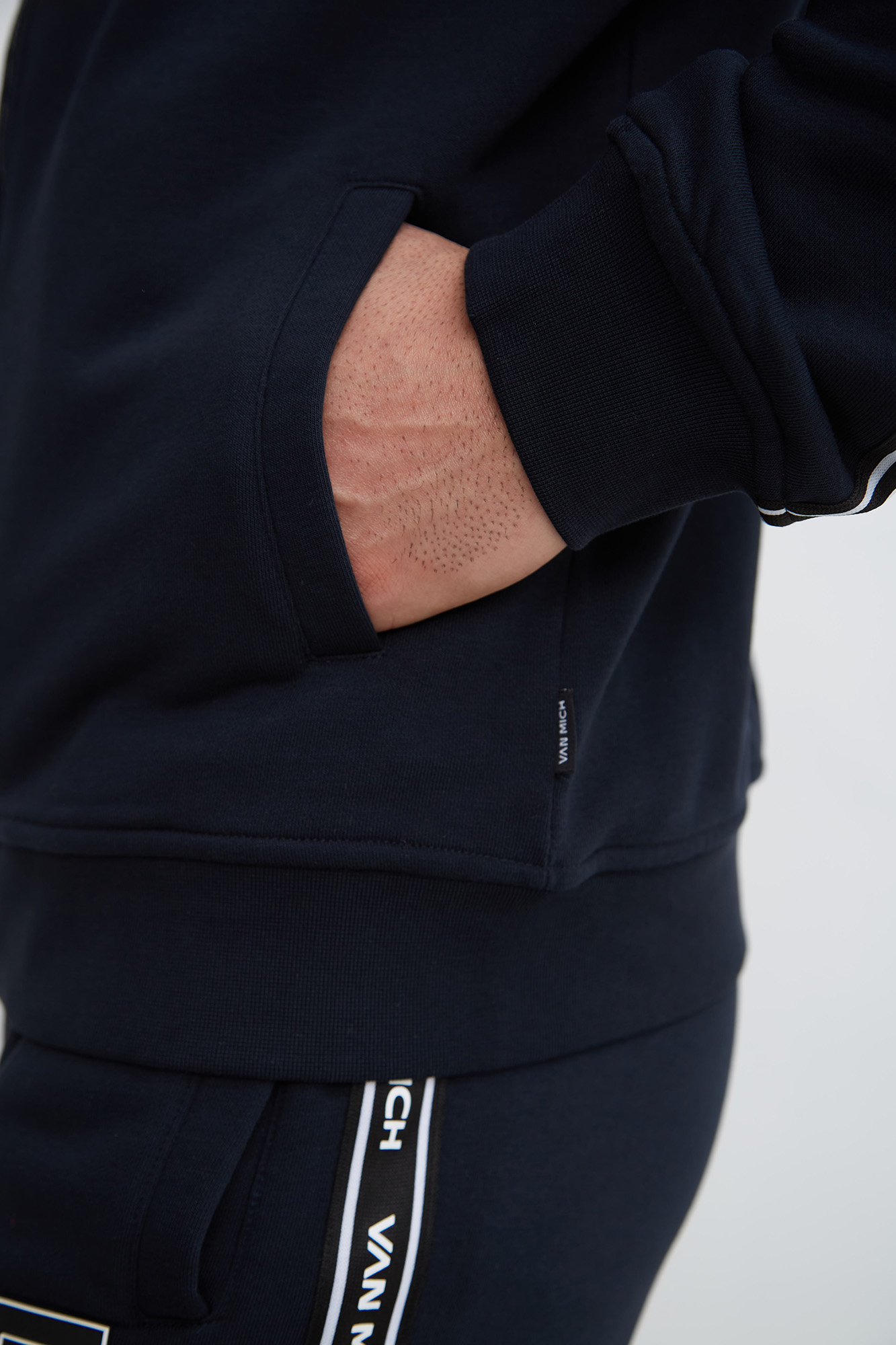 VM-231-20-018 Толстовка Van Mich Синий