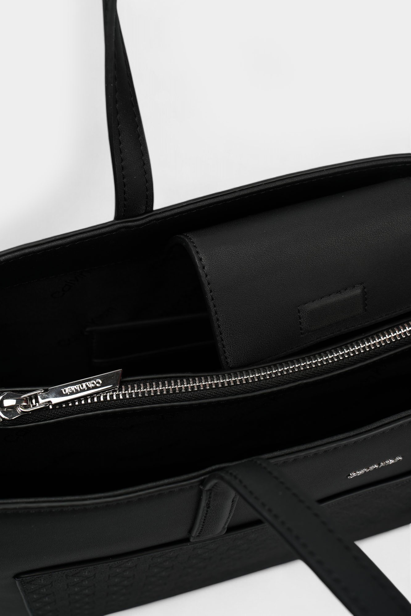 K60K612774 Сумка Calvin Klein Jeans Черный