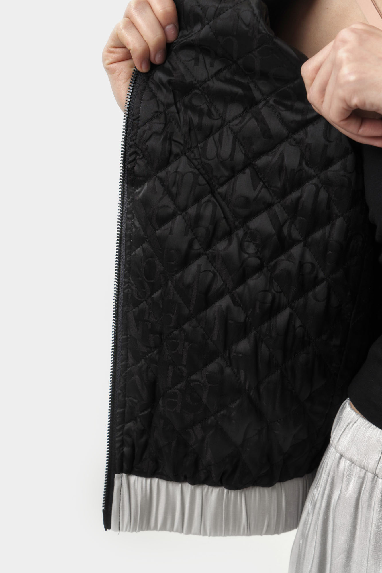 XW000138_AF10839 бомбер armani exchange 