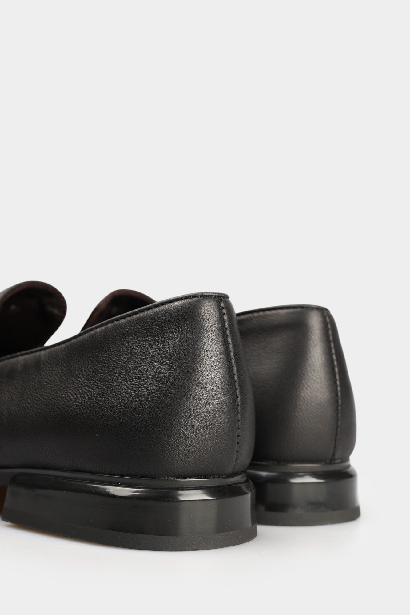 MC21869 Лоферы Marc Cony Черный