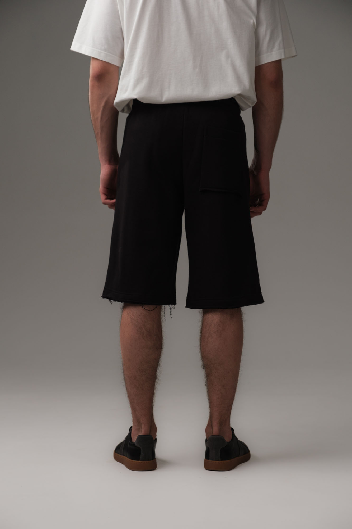 M-251-P-20-0064 Шорты спортивные The Hills Черный