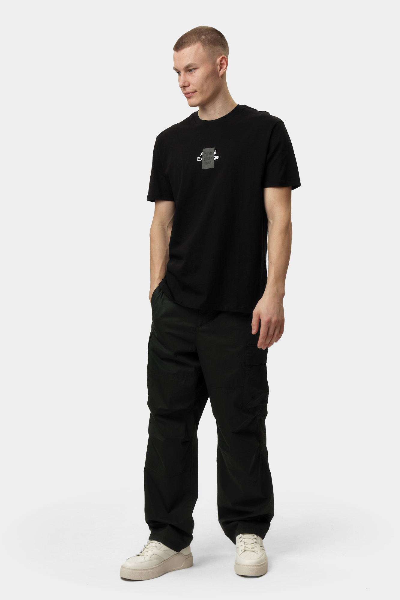 XM000767_AF12308 Футболка Armani Exchange Черный