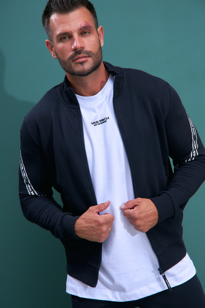 Ветровка Karl Lagerfeld  Черный