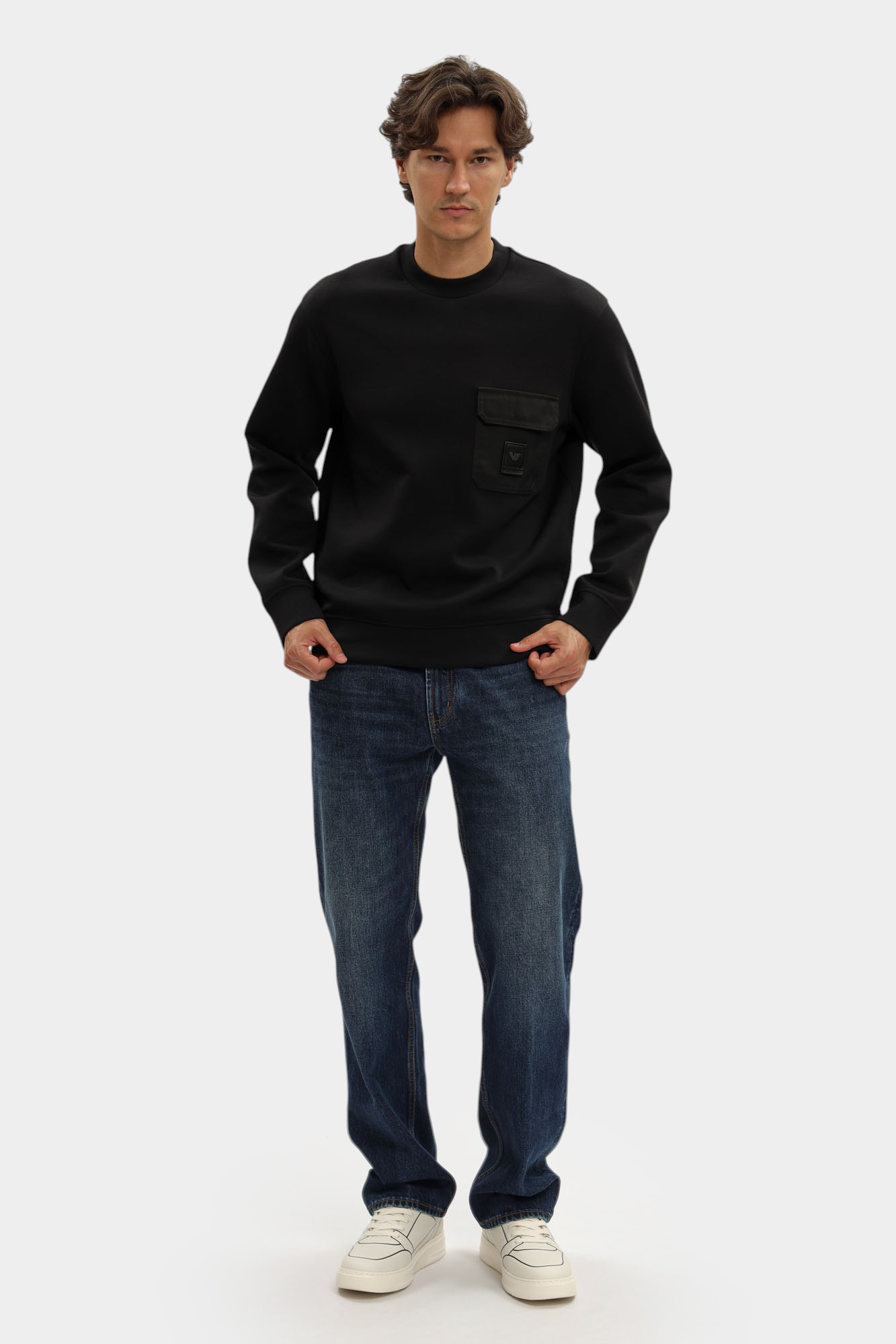 EM002925_ AF10013 Свитшот Emporio Armani Черный