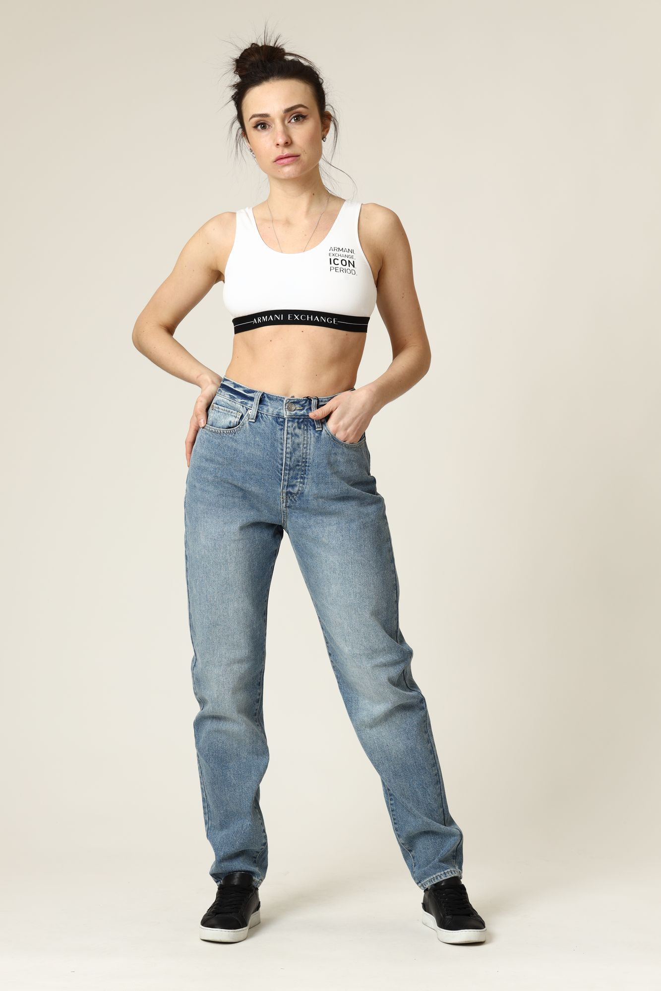 947004_1P601 топ armani exchange 