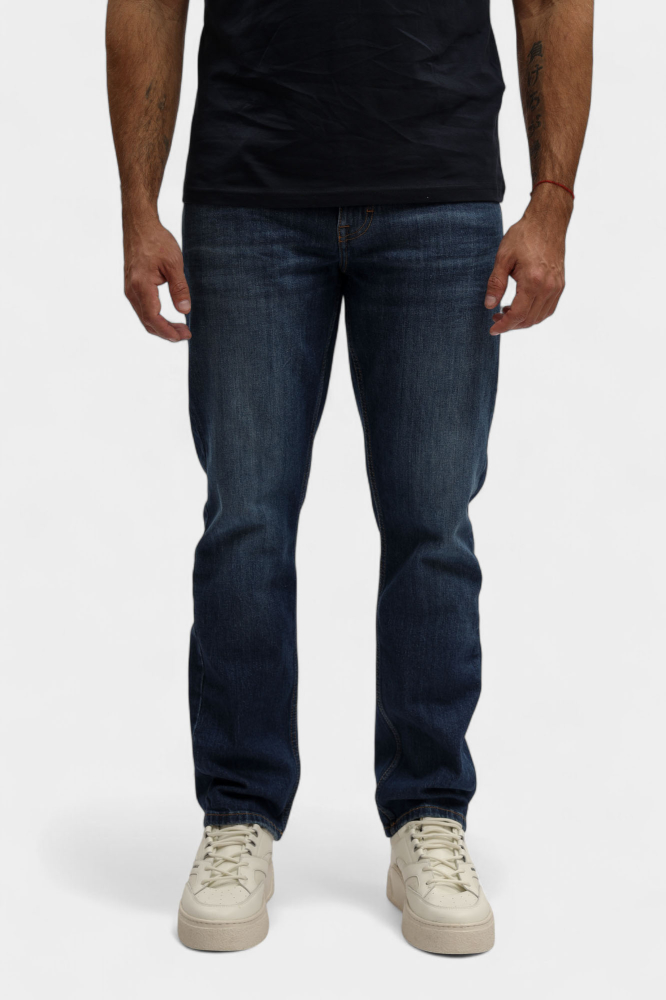 Джинсы Mustang