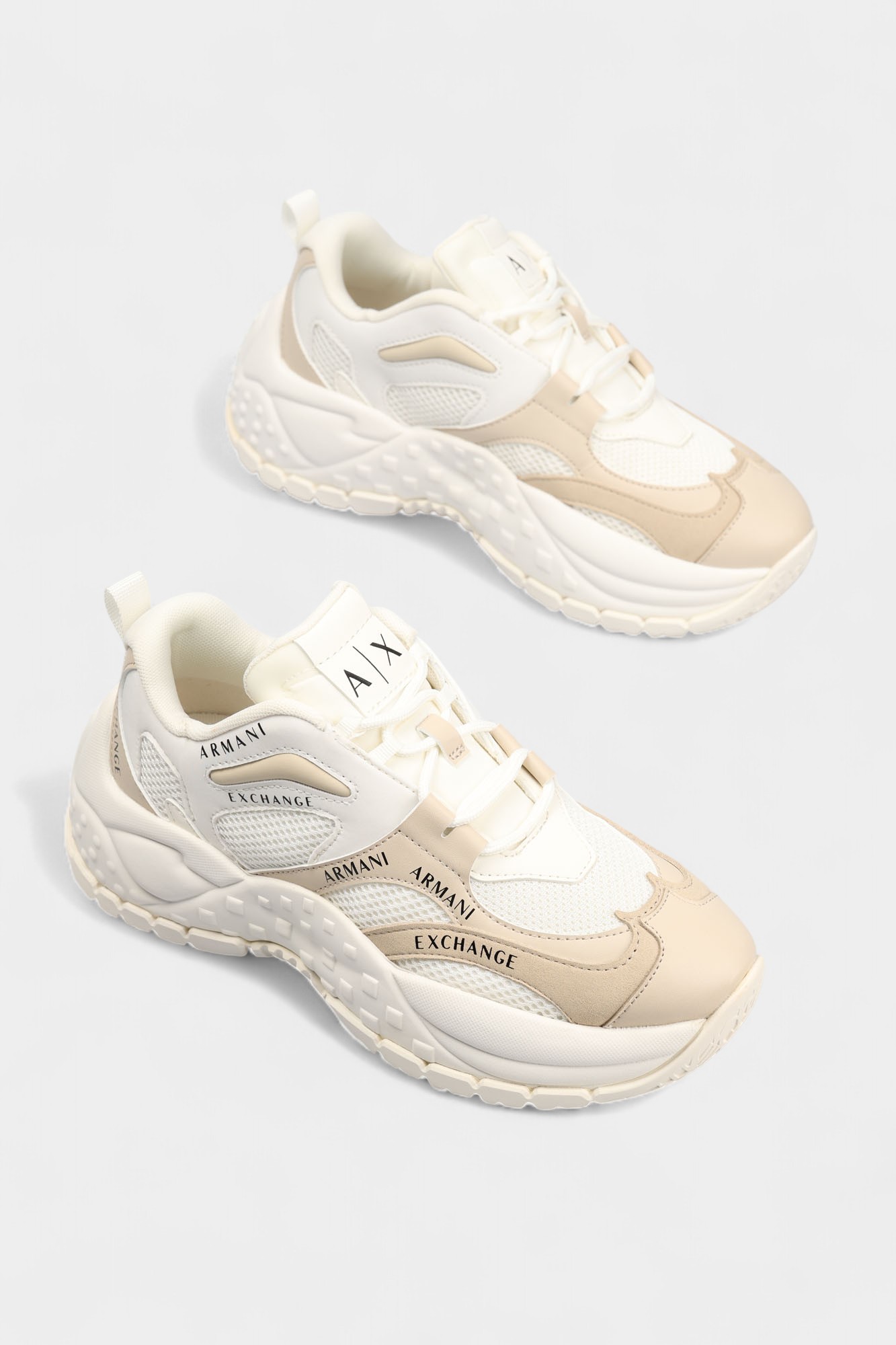 XDX120_XV708 Кроссовки Armani Exchange Белый