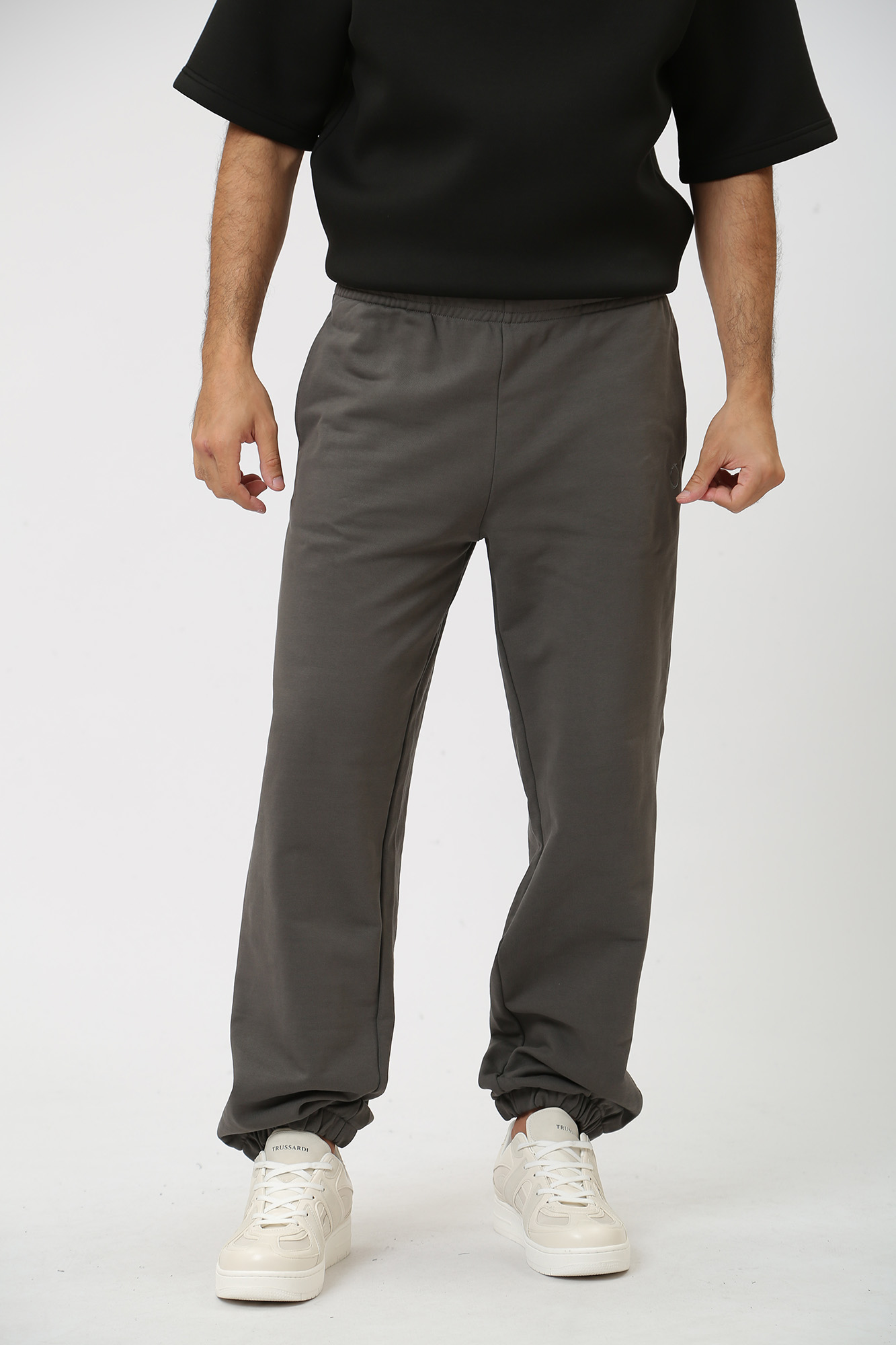 52P00379-1T006303 Брюки спортивные Trussardi Серый