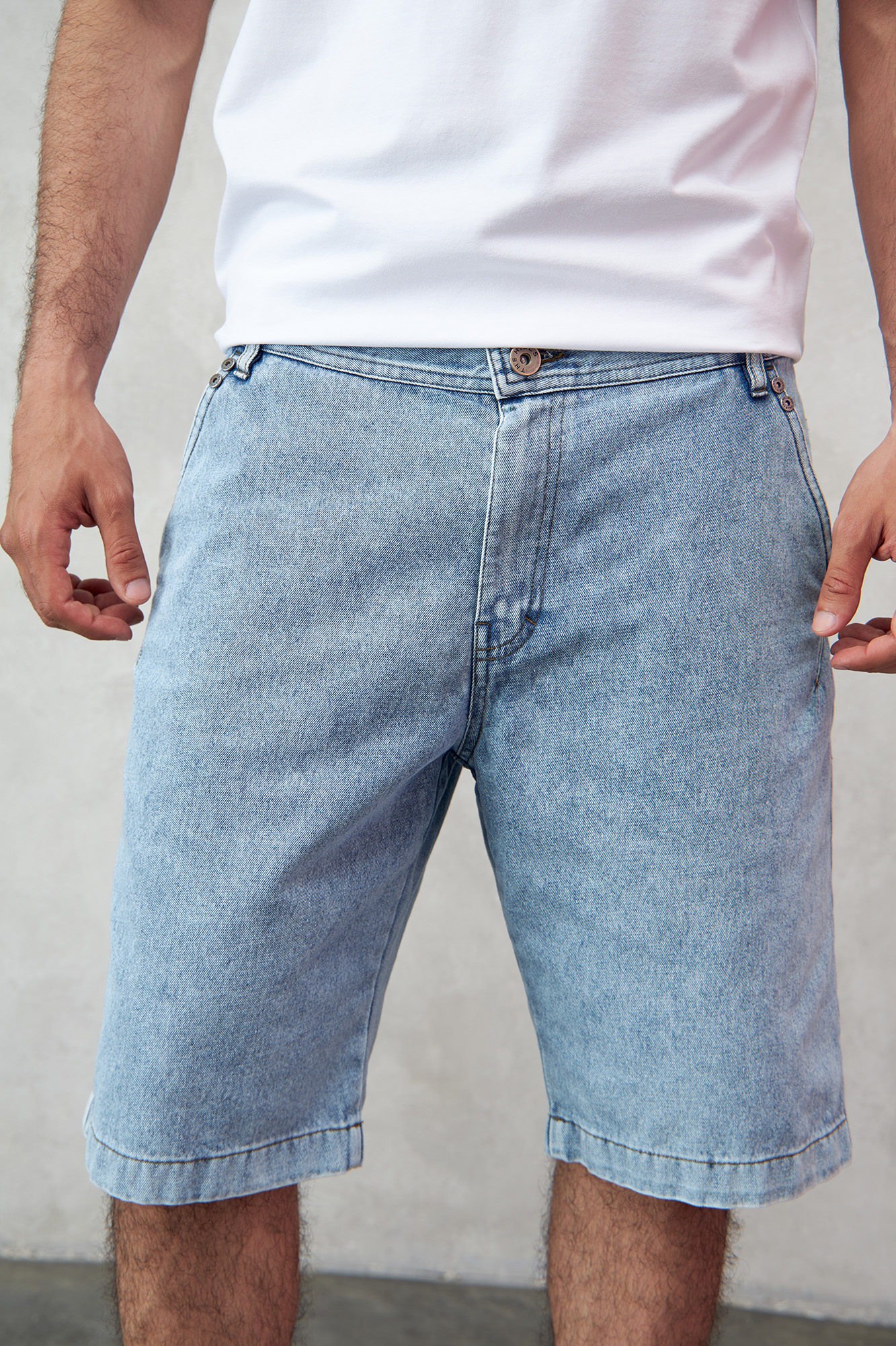 M-231-THT-56-0067 Шорты джинсовые The Hills Голубой