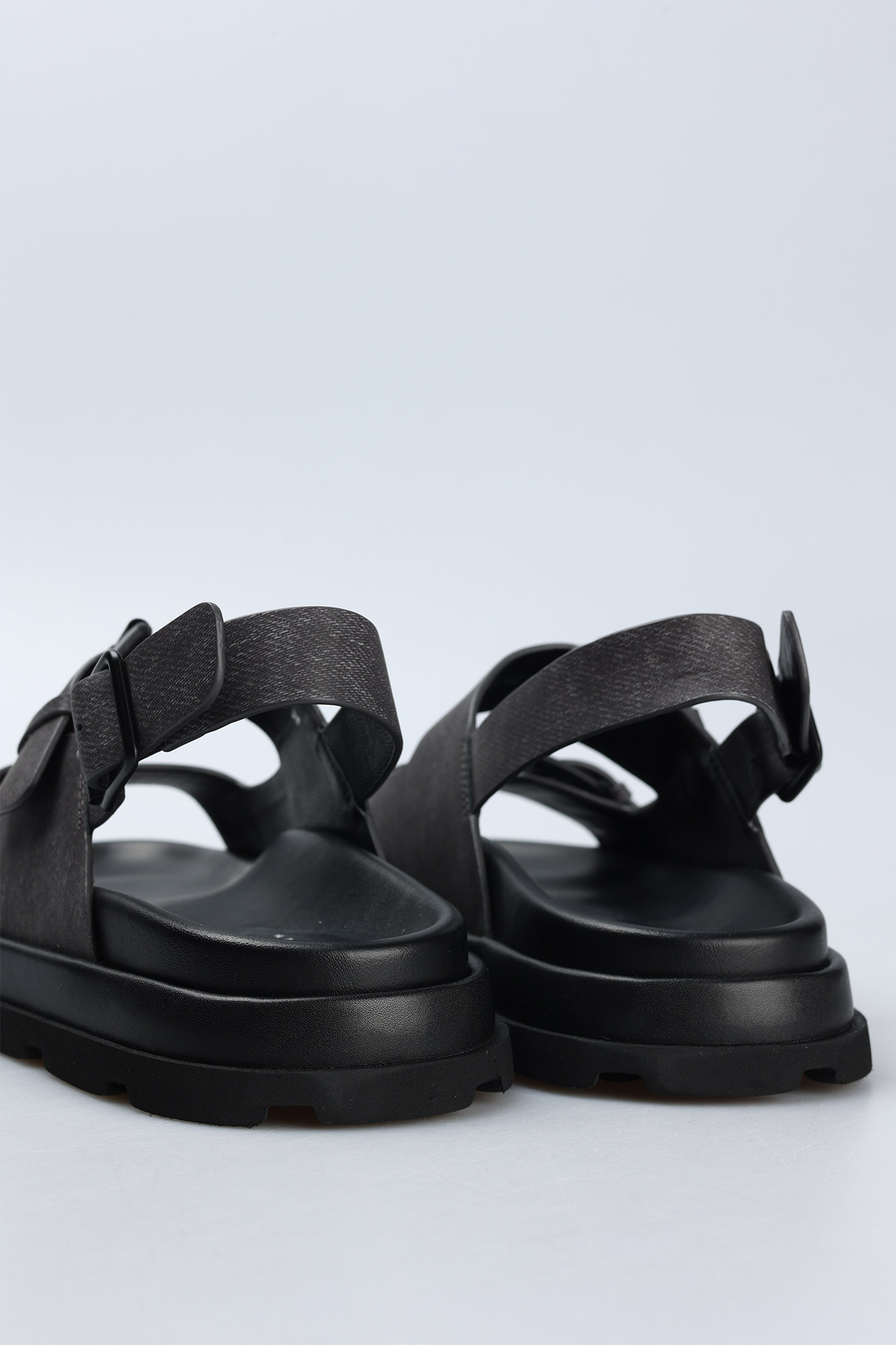 4121-837-75 Сандалии Marc Cony Черный