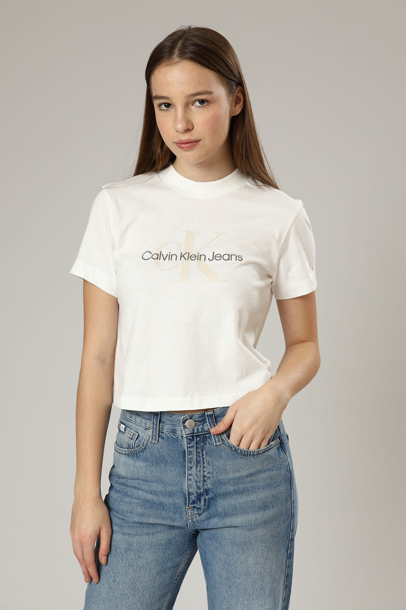 Футболка кроп-топ Calvin Klein Jeans Calvin Klein Jeans J20J218852_YAF ...