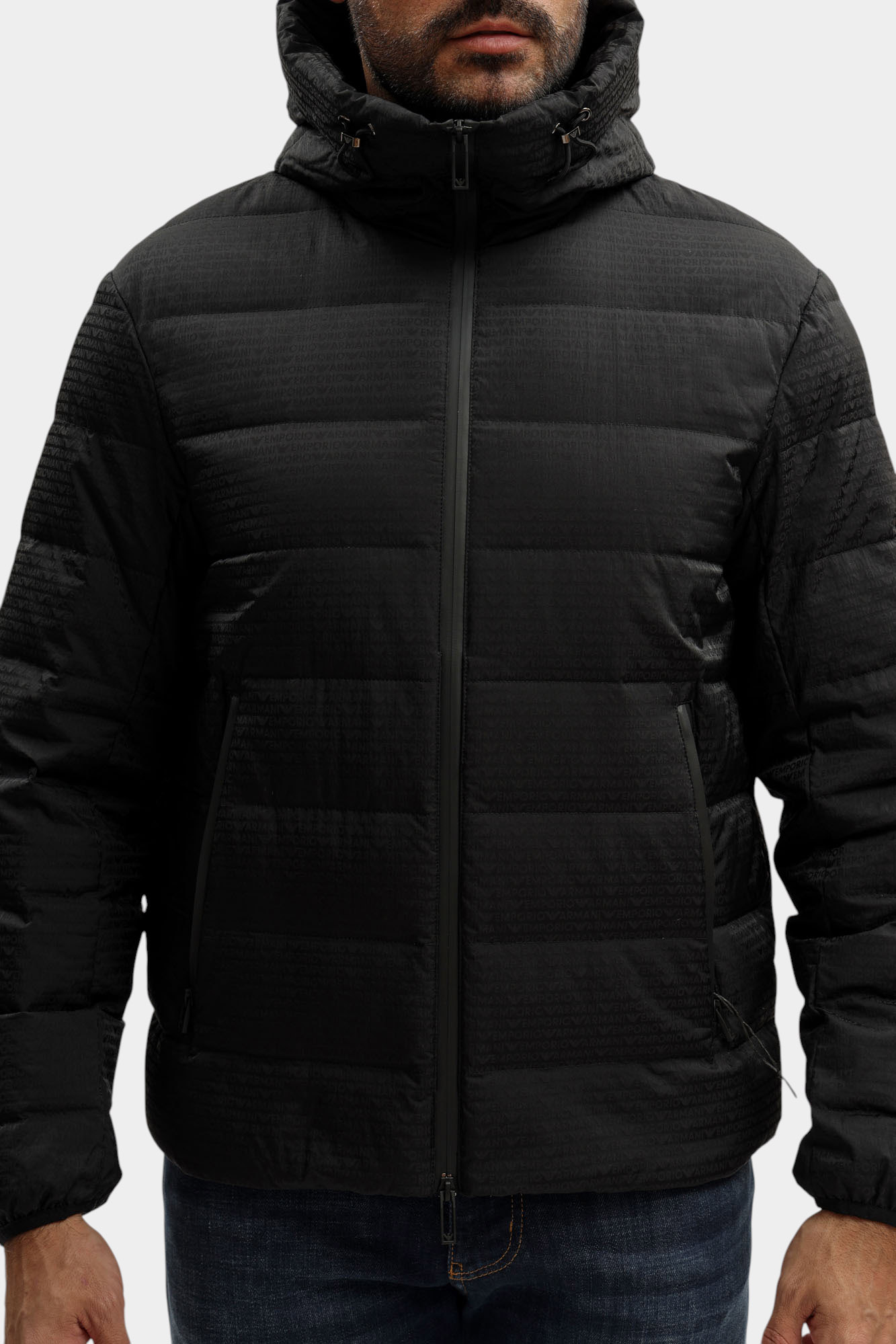 EM003043_ AF15384 Куртка Emporio Armani Черный