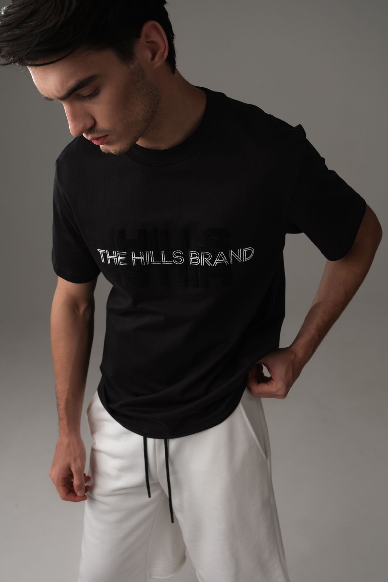 M-251-MA-22-8001 Футболка The Hills Черный