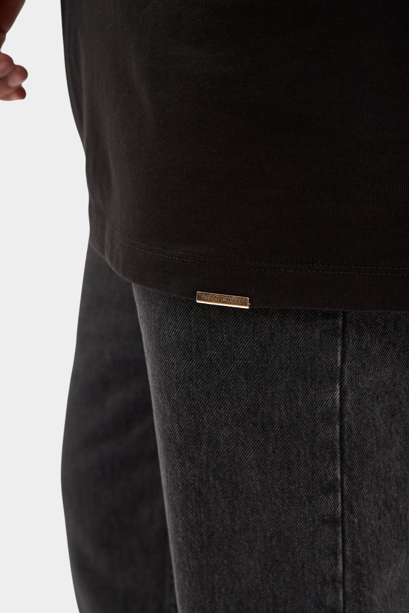 VM-ERK-22-583 Футболка Van Mich Черный