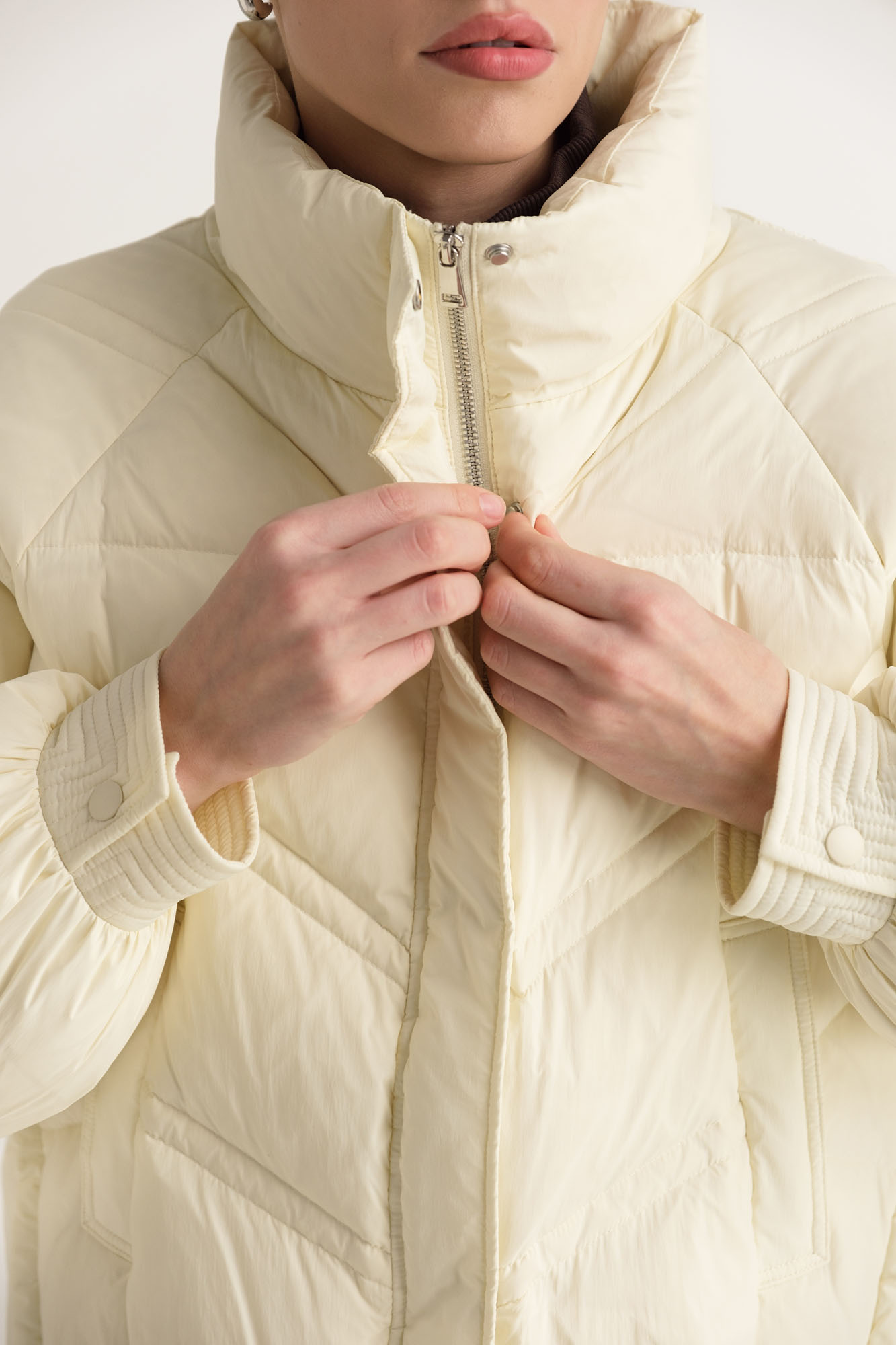 W-242-KT-34-0002 куртка the hills 