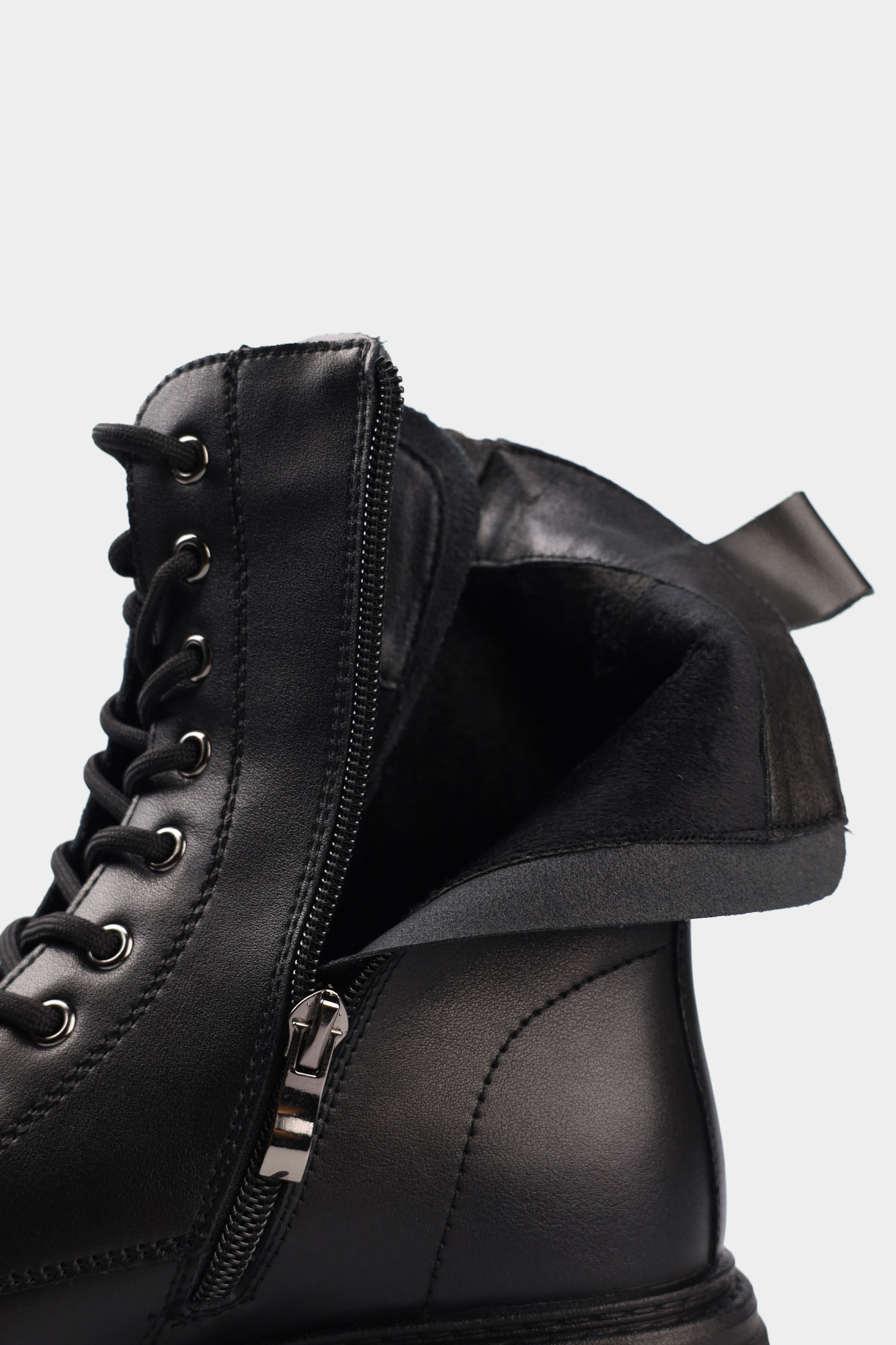 CAN53_A76 Ботинки Marc Cony Черный