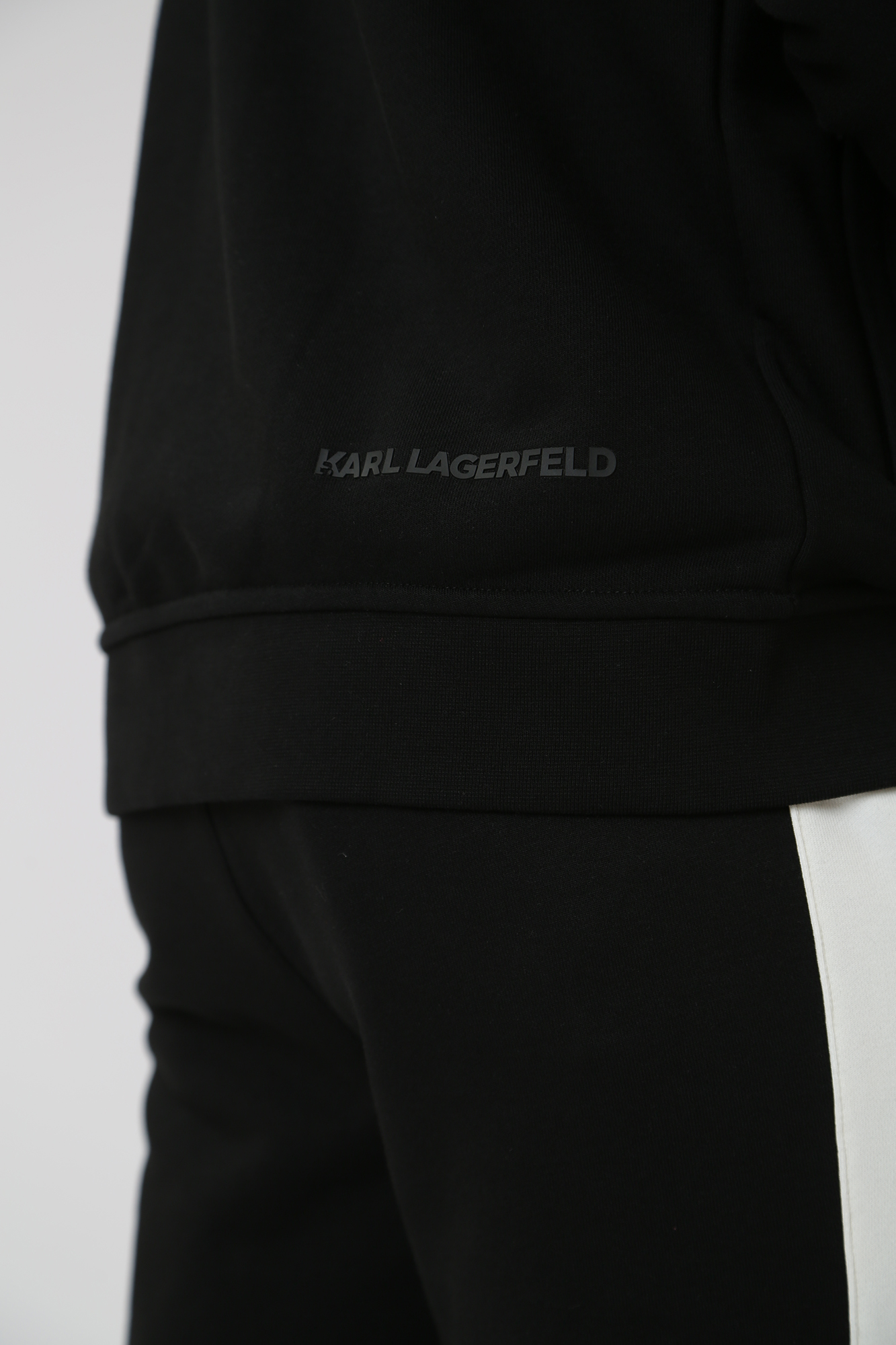 534910_705428 Толстовка с капюшоном Karl Lagerfeld Черный