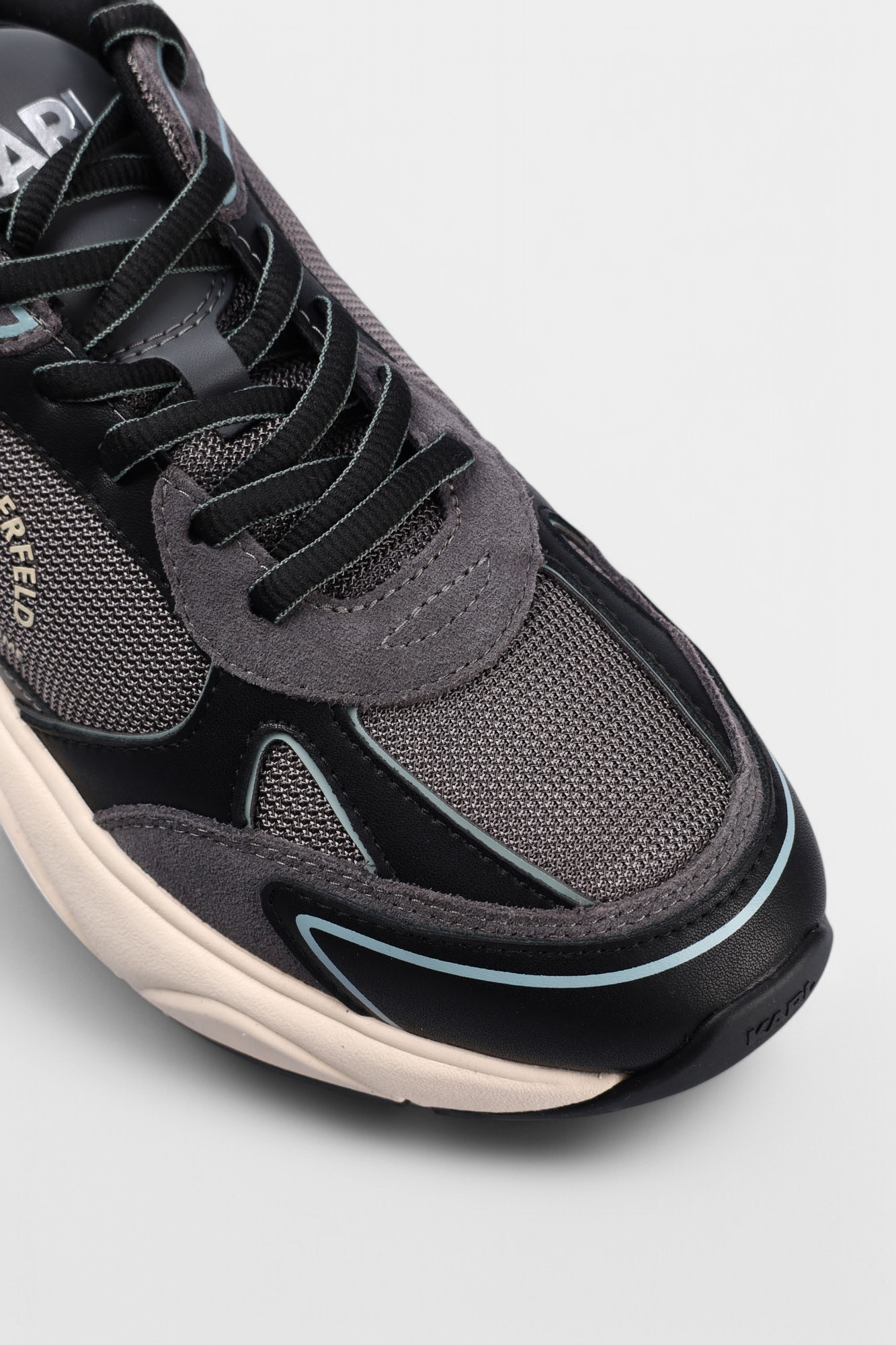 551481_855035 Кроссовки Karl Lagerfeld Серый