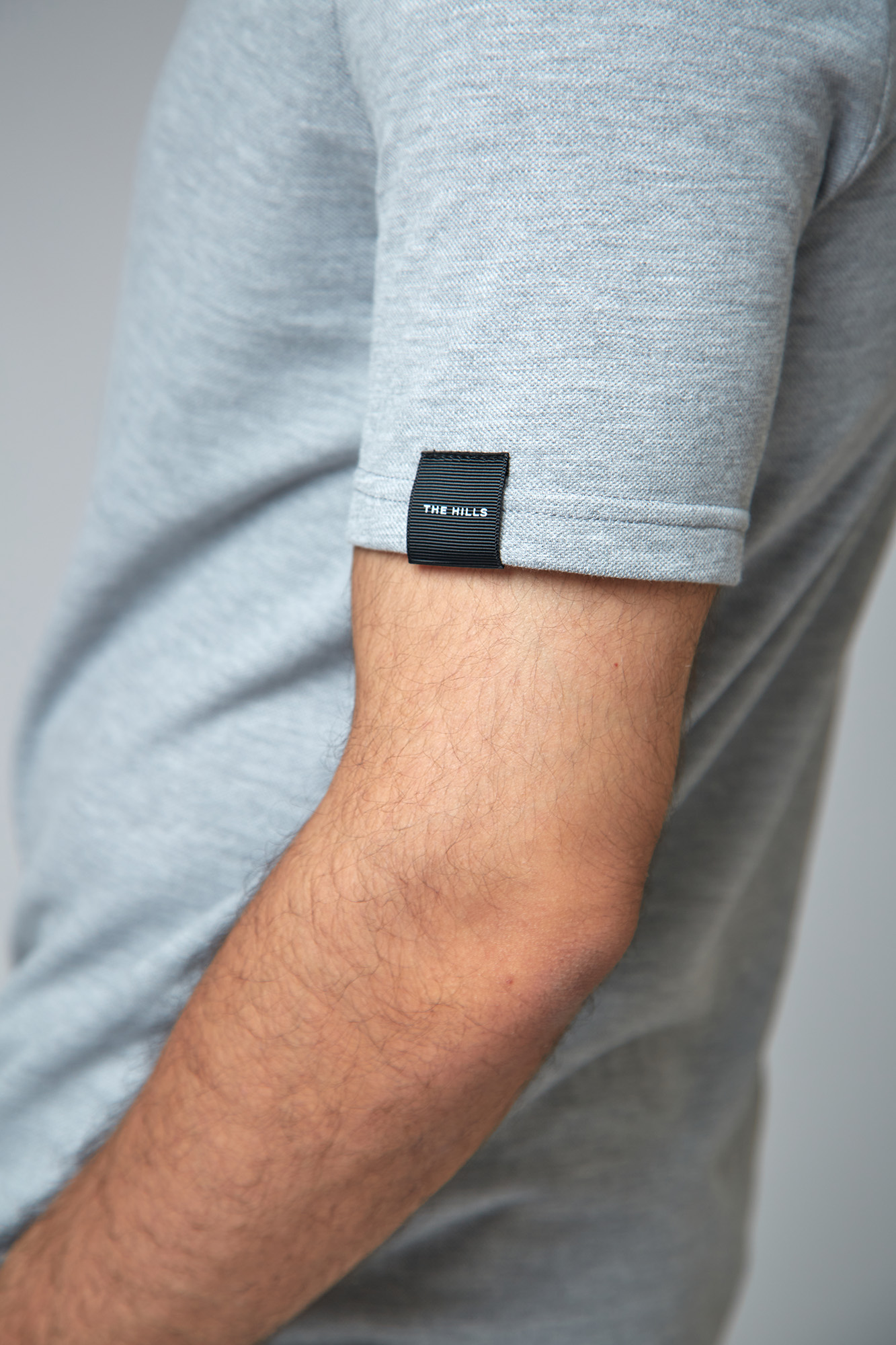 M-232-P-23-0069 Поло The Hills Серый