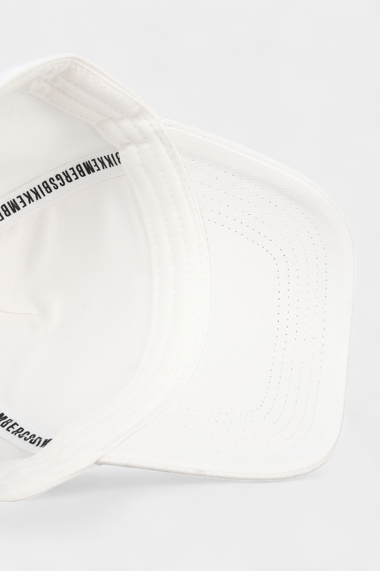 BKCP01047TU Кепка Bikkembergs Белый