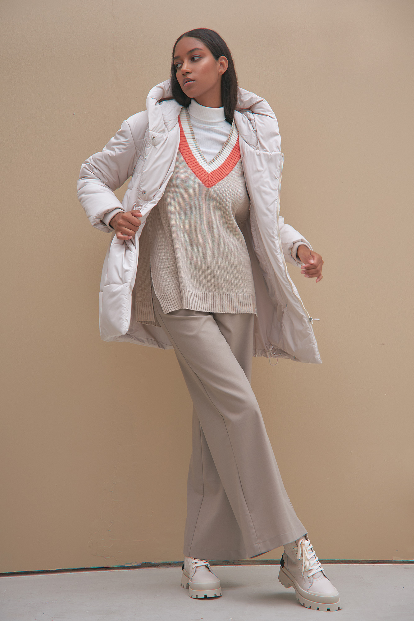 W-232-B-031823 куртка the hills 