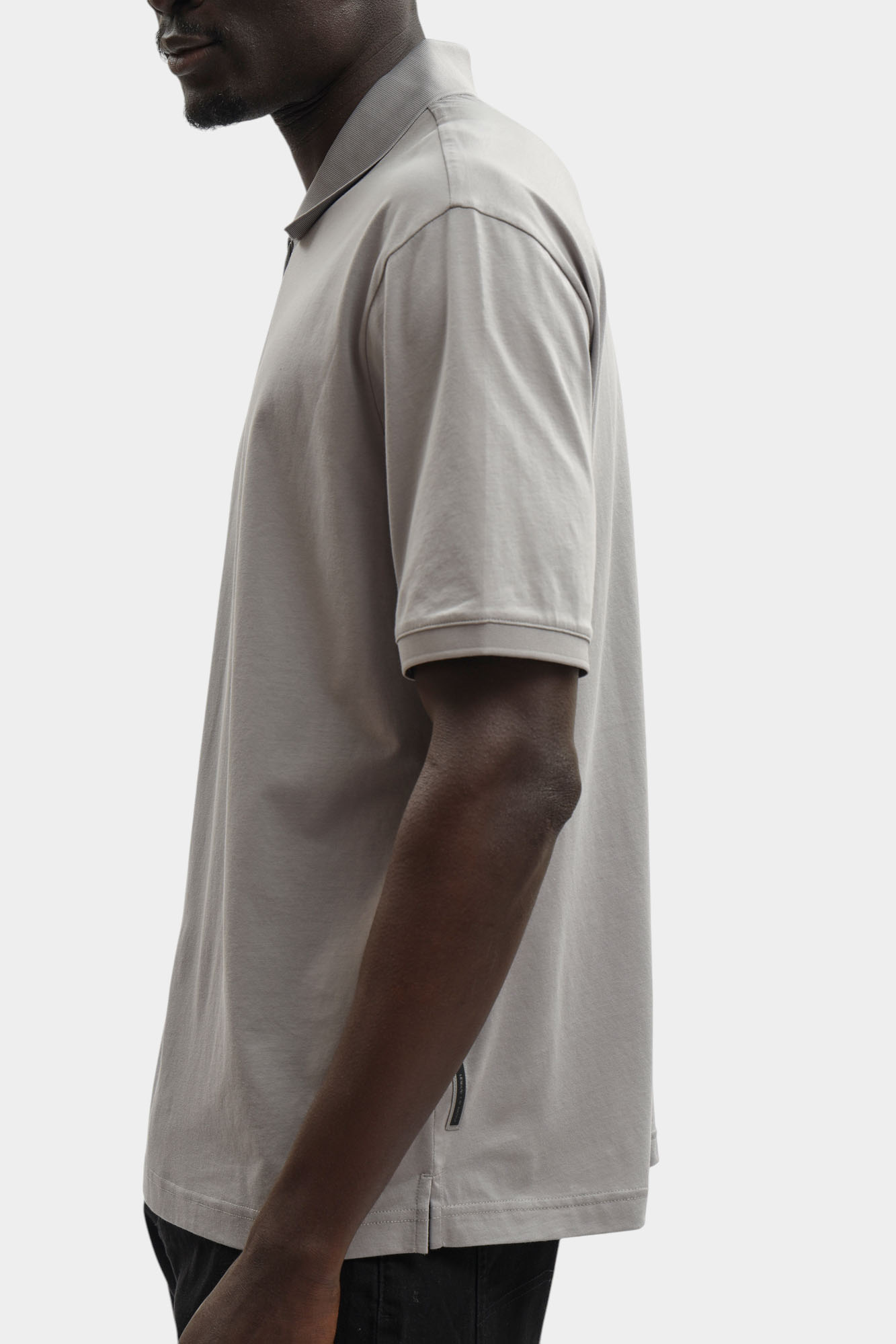 XM001291_AF10364 Поло Armani Exchange Серый