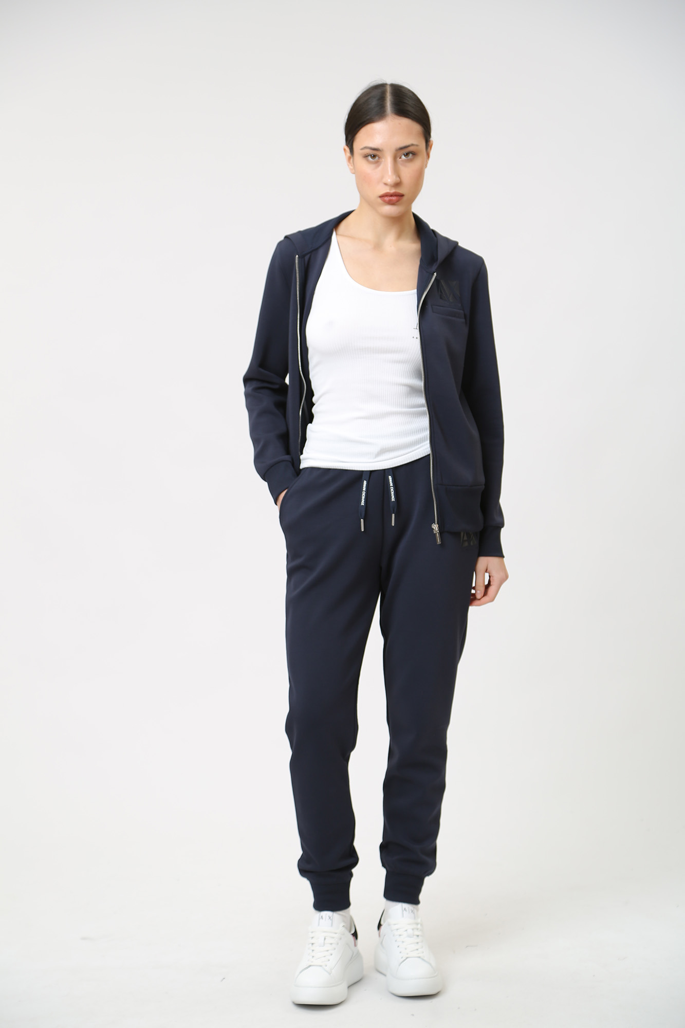 3DYP79_YJEPZ брюки спортивные armani exchange 