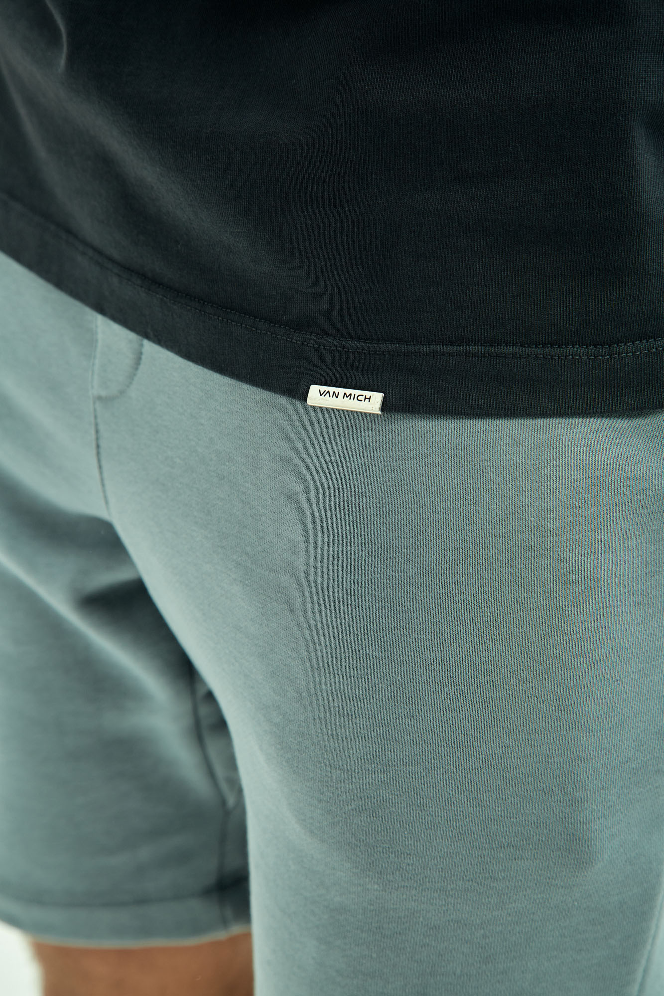 VM-ERK-22-058 Футболка Van Mich Черный