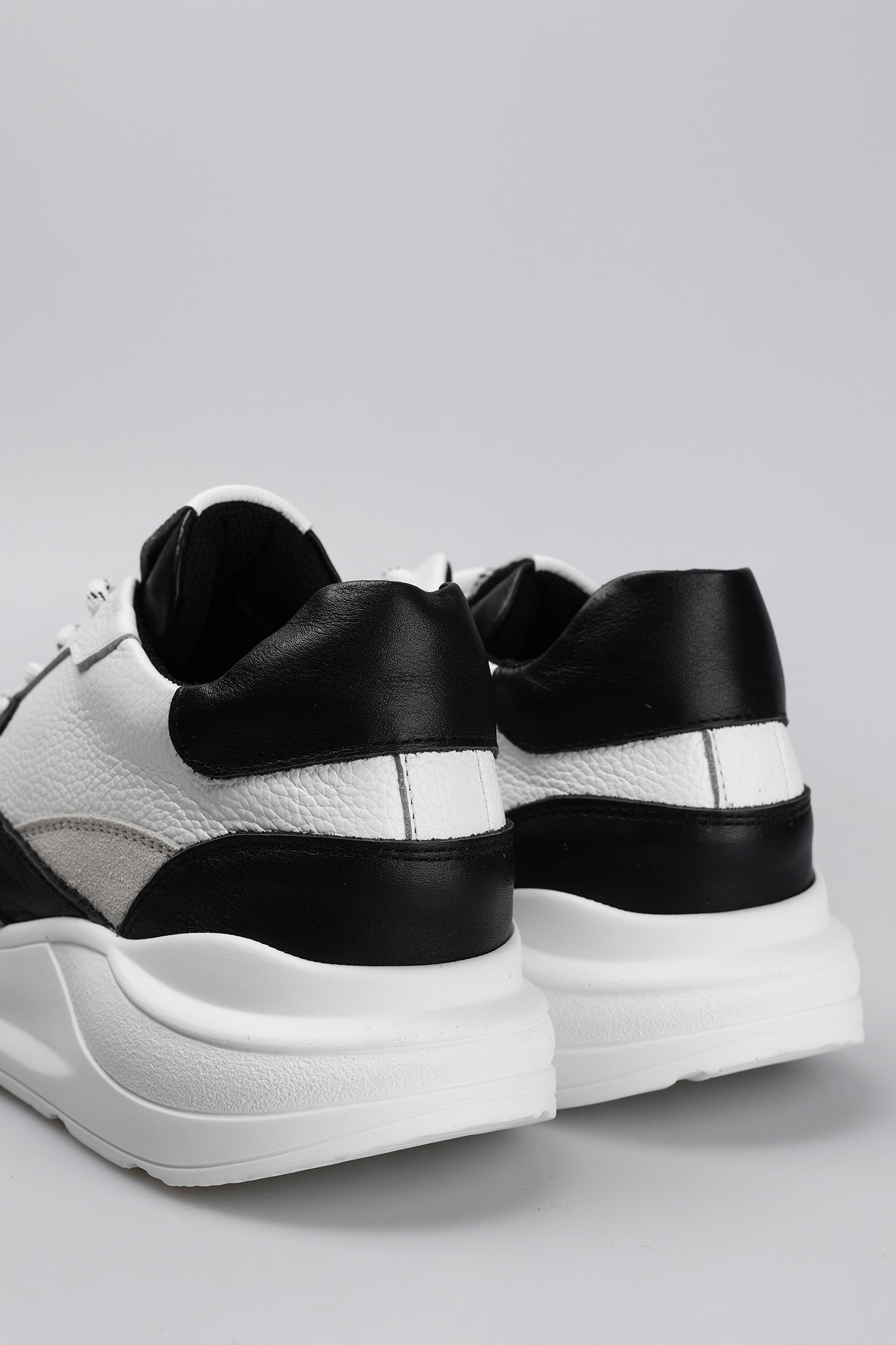 1691854 Кроссовки Marc Cony Белый