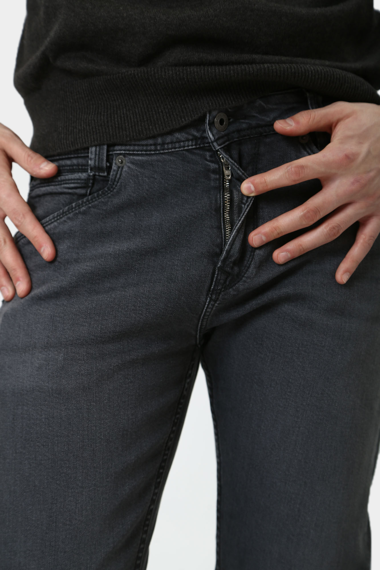 PM207391UM5 Брюки джинсовые Pepe Jeans Серый