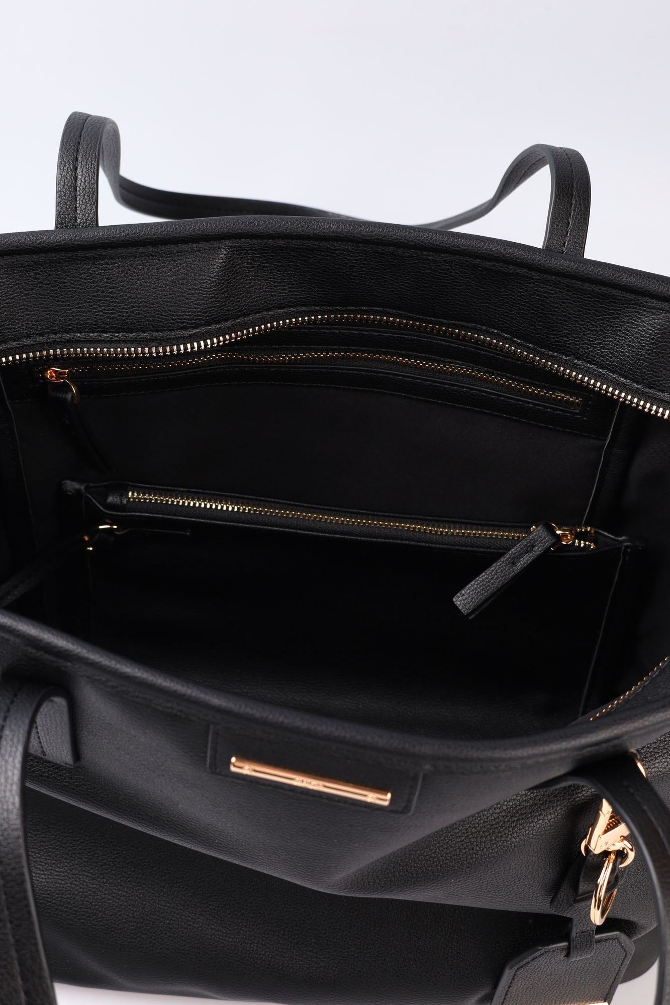 D46Z7A000BUC Сумка Geox Черный