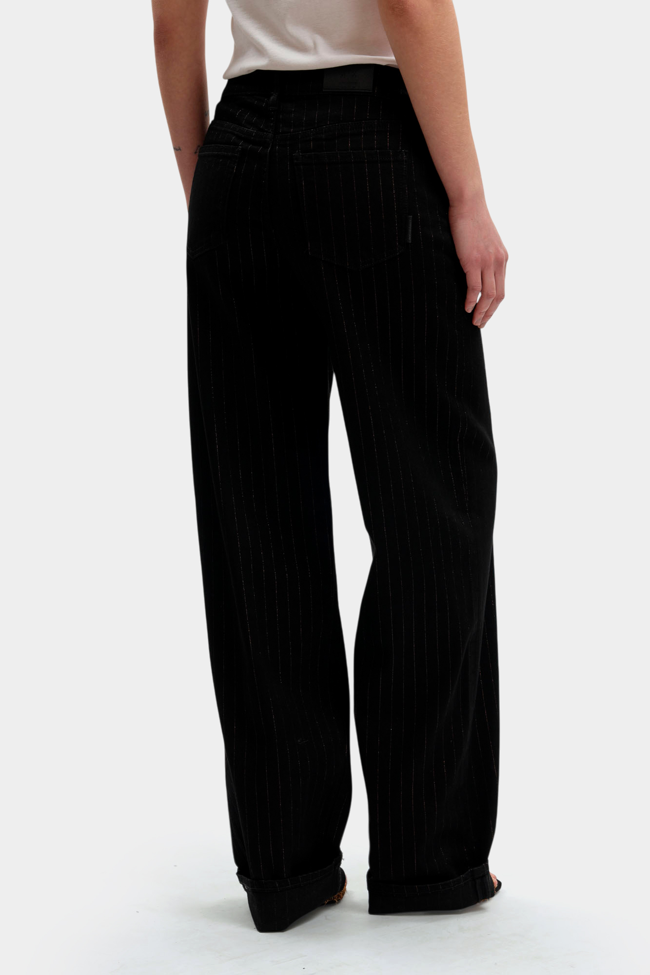 XW000056_AF18856 джинсы armani exchange 