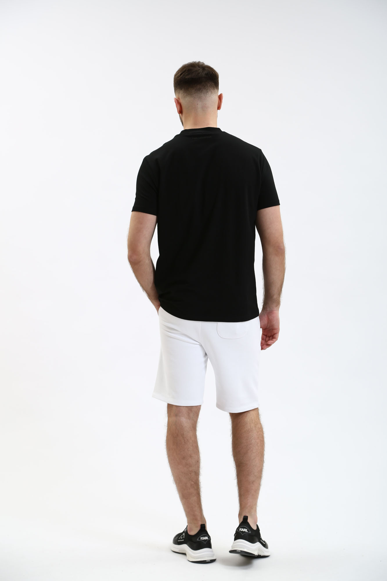 542221_755054 Футболка Karl Lagerfeld Черный