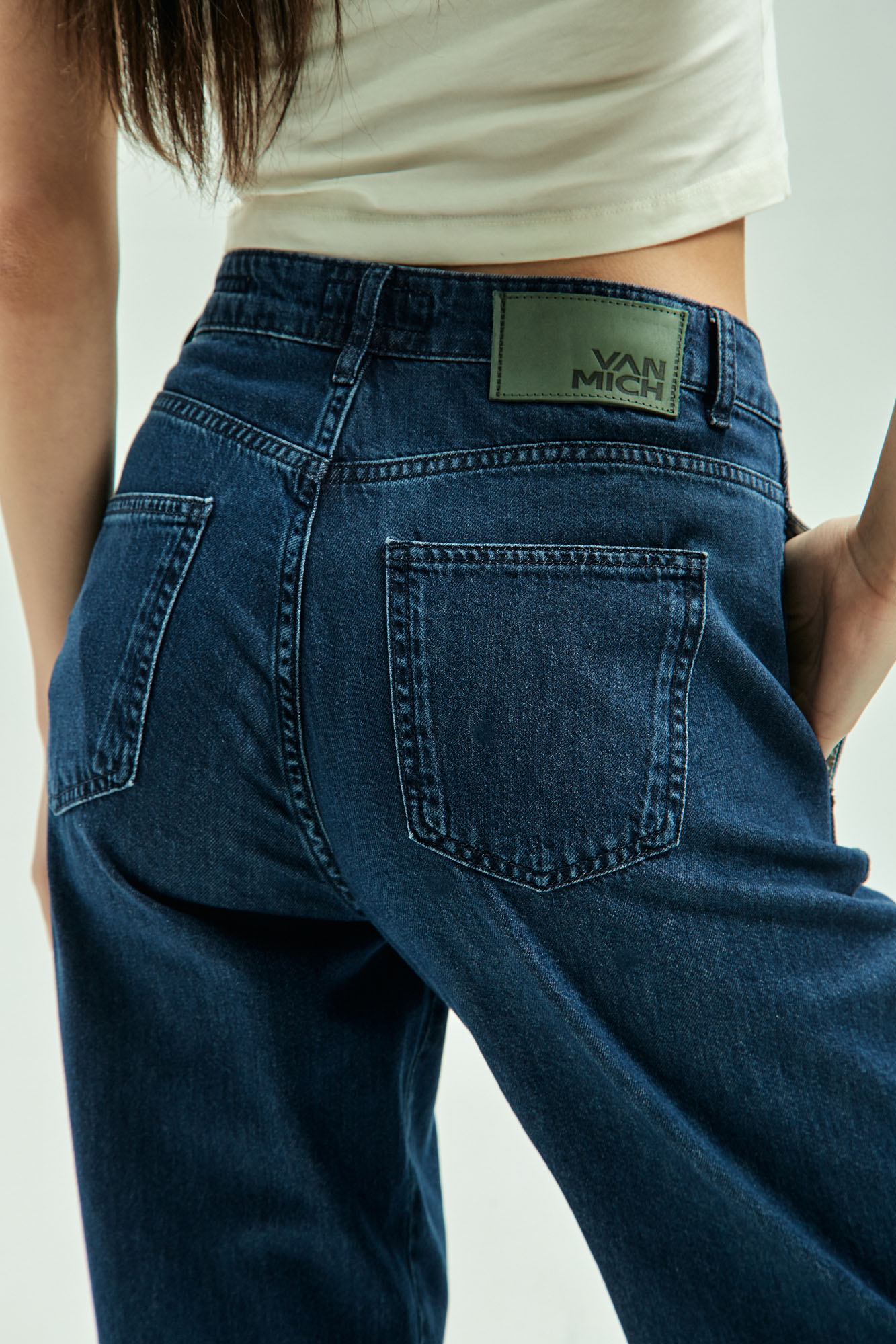 VW-OMA-33-023 джинсы mom  van mich 