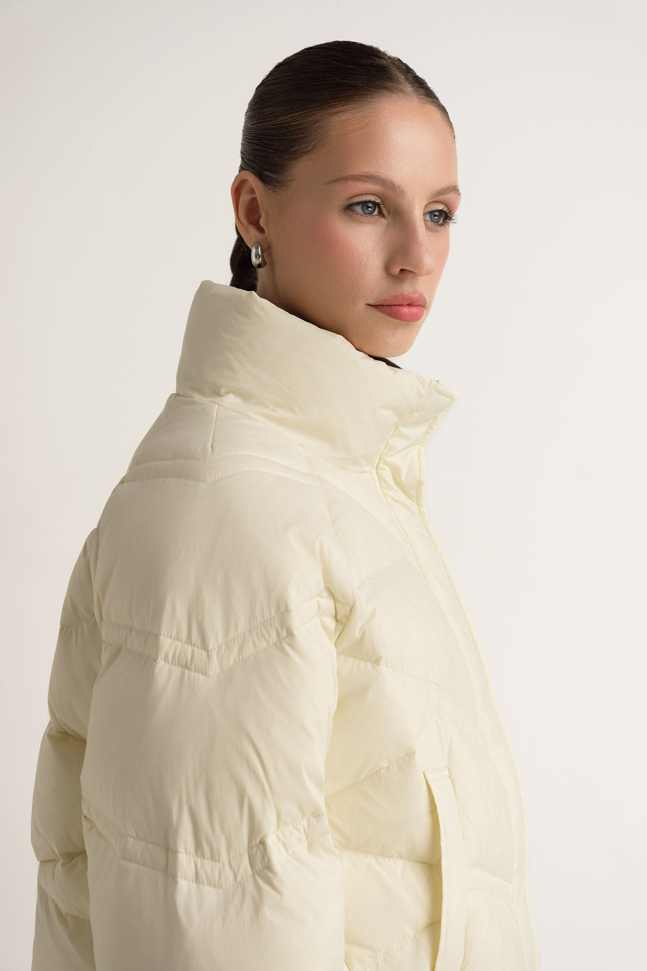 W-242-KT-34-0002 куртка the hills 