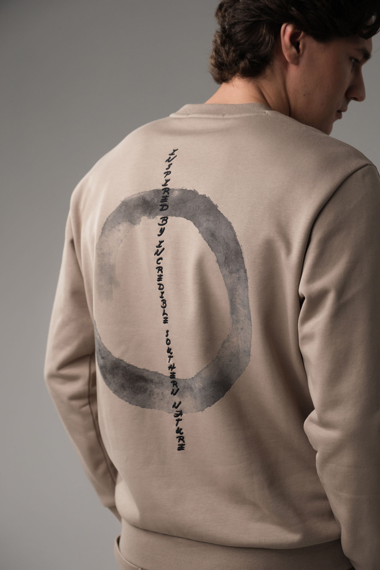 M-251-MA-20-8005 Свитшот The Hills Бежевый