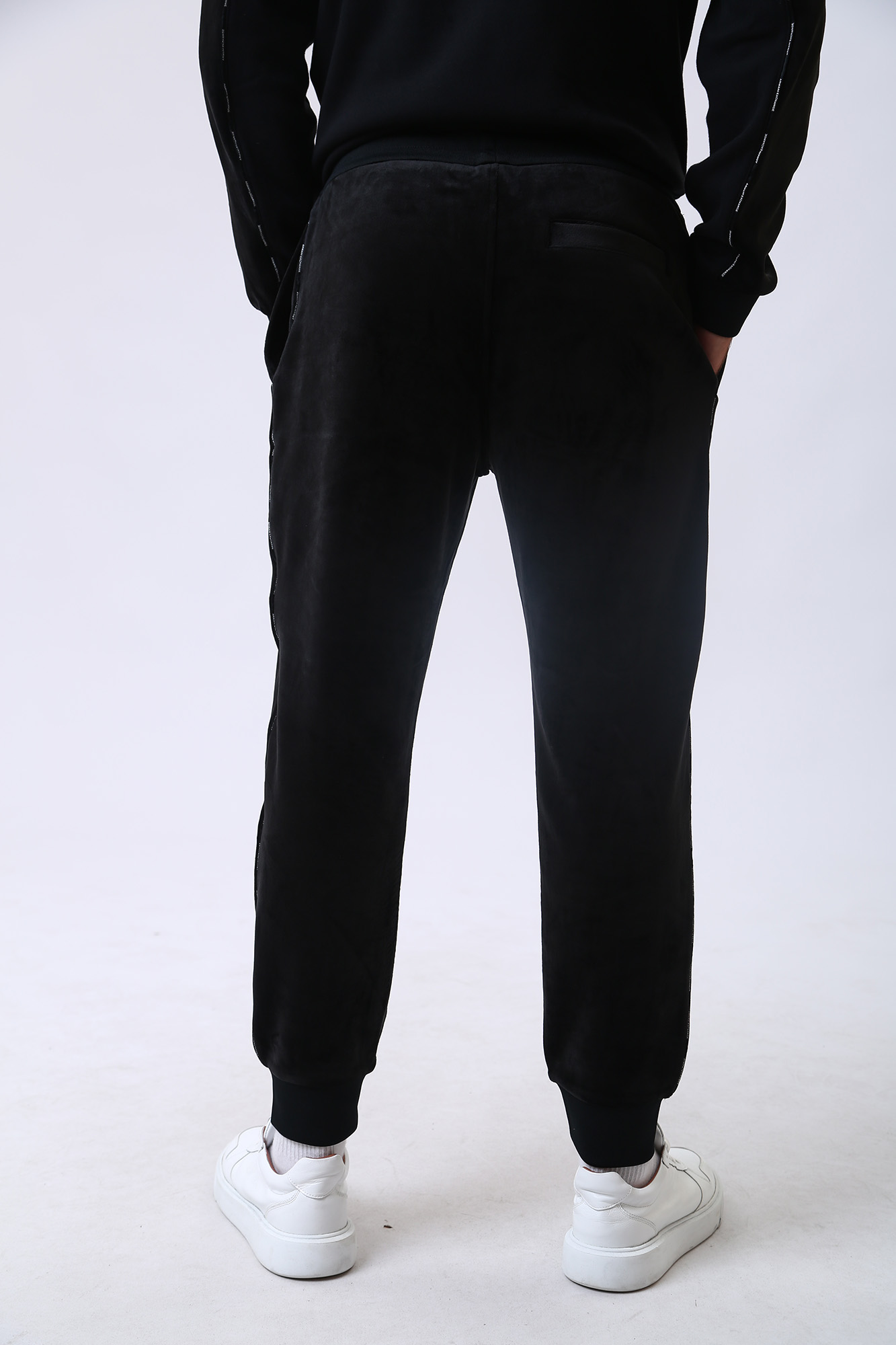 6LZPKA_ZJ6LZ Брюки спортивные Armani Exchange Черный