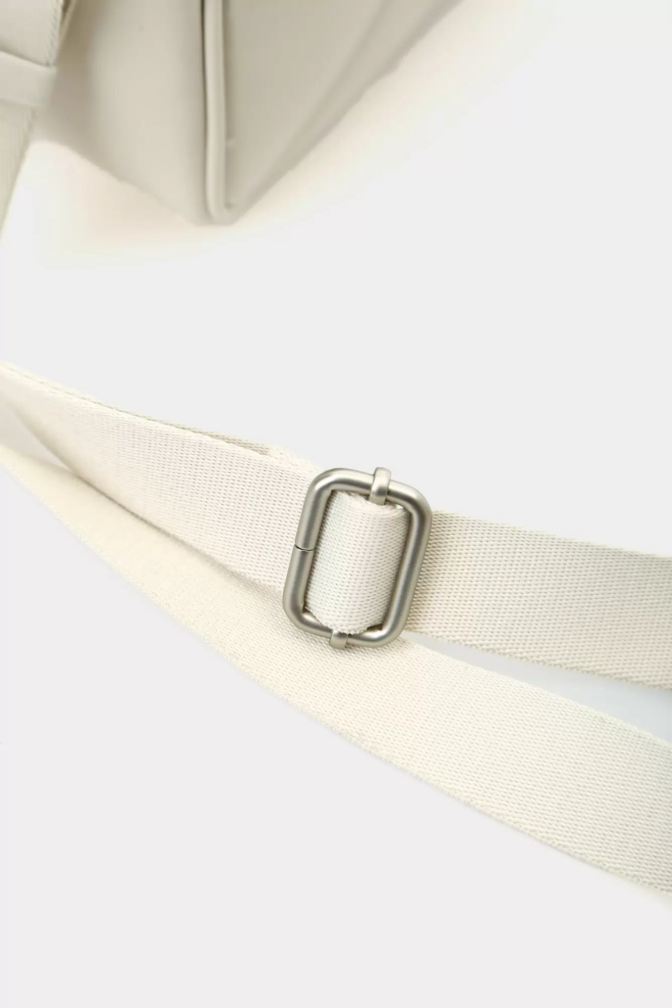 K60K611821 Сумка Calvin Klein Jeans Белый