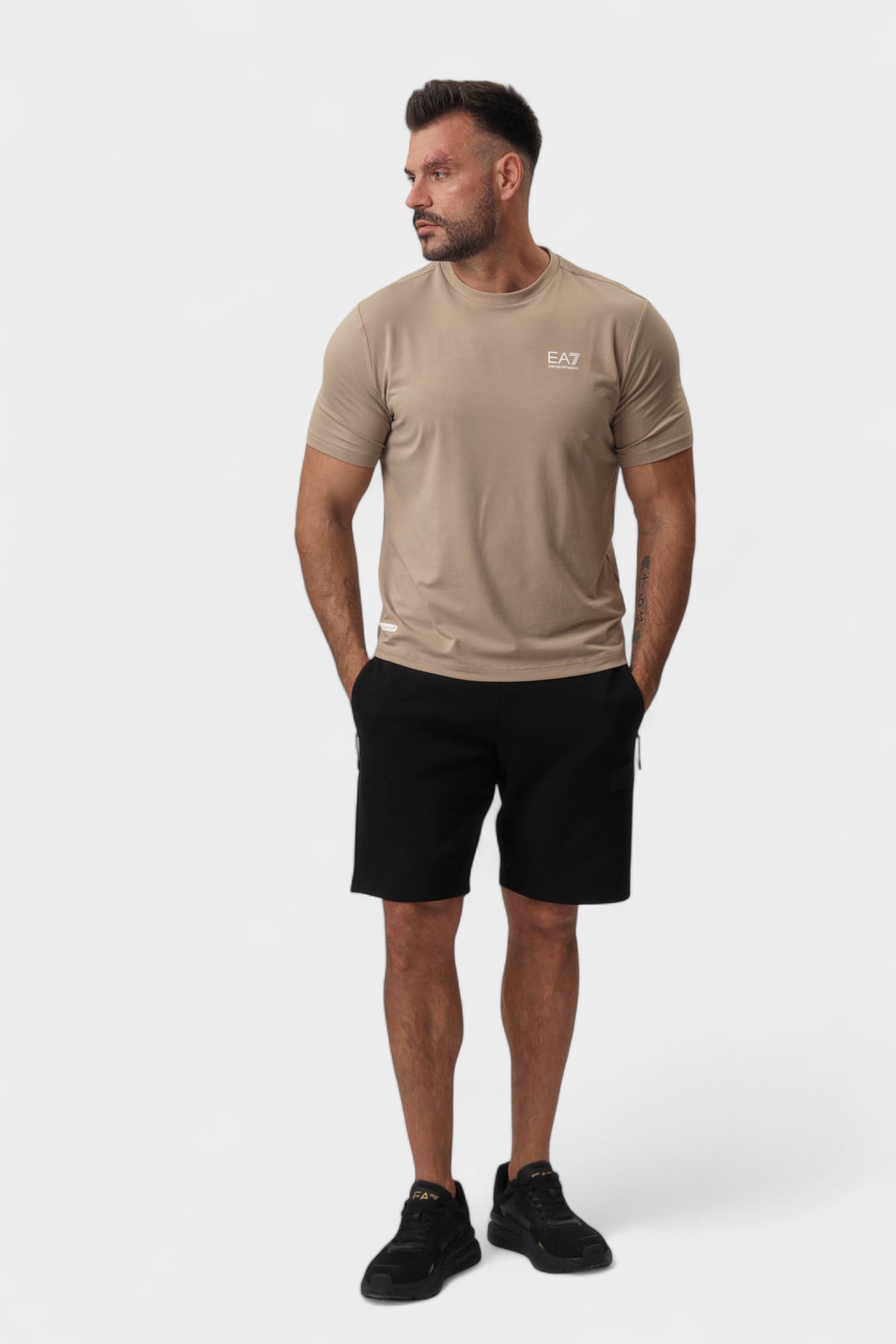 7M000124_AF13956 Футболка EA7 Бежевый